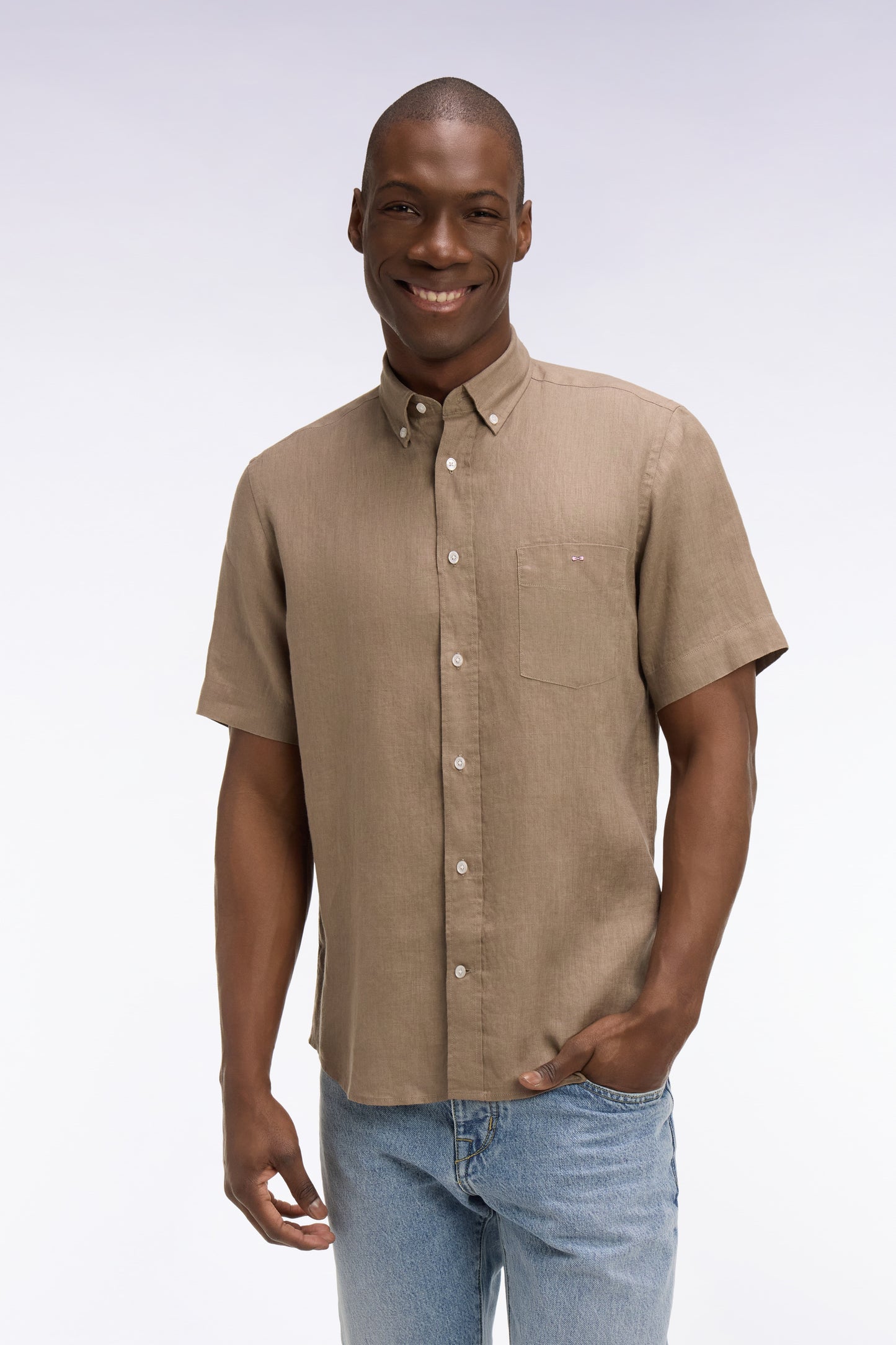 Chemise à manches courtes en lin kaki