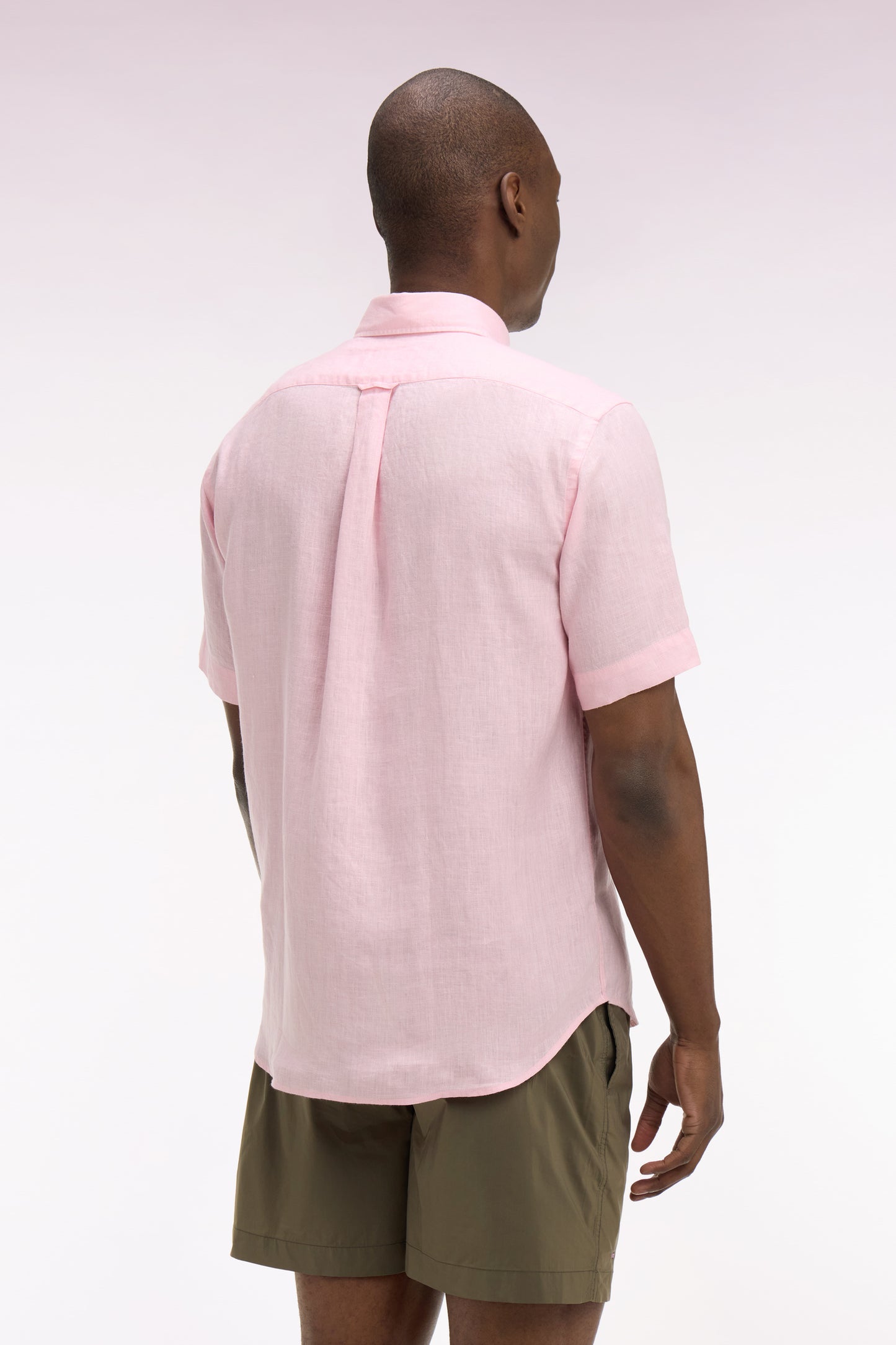Chemise à manches courtes en lin rose clair