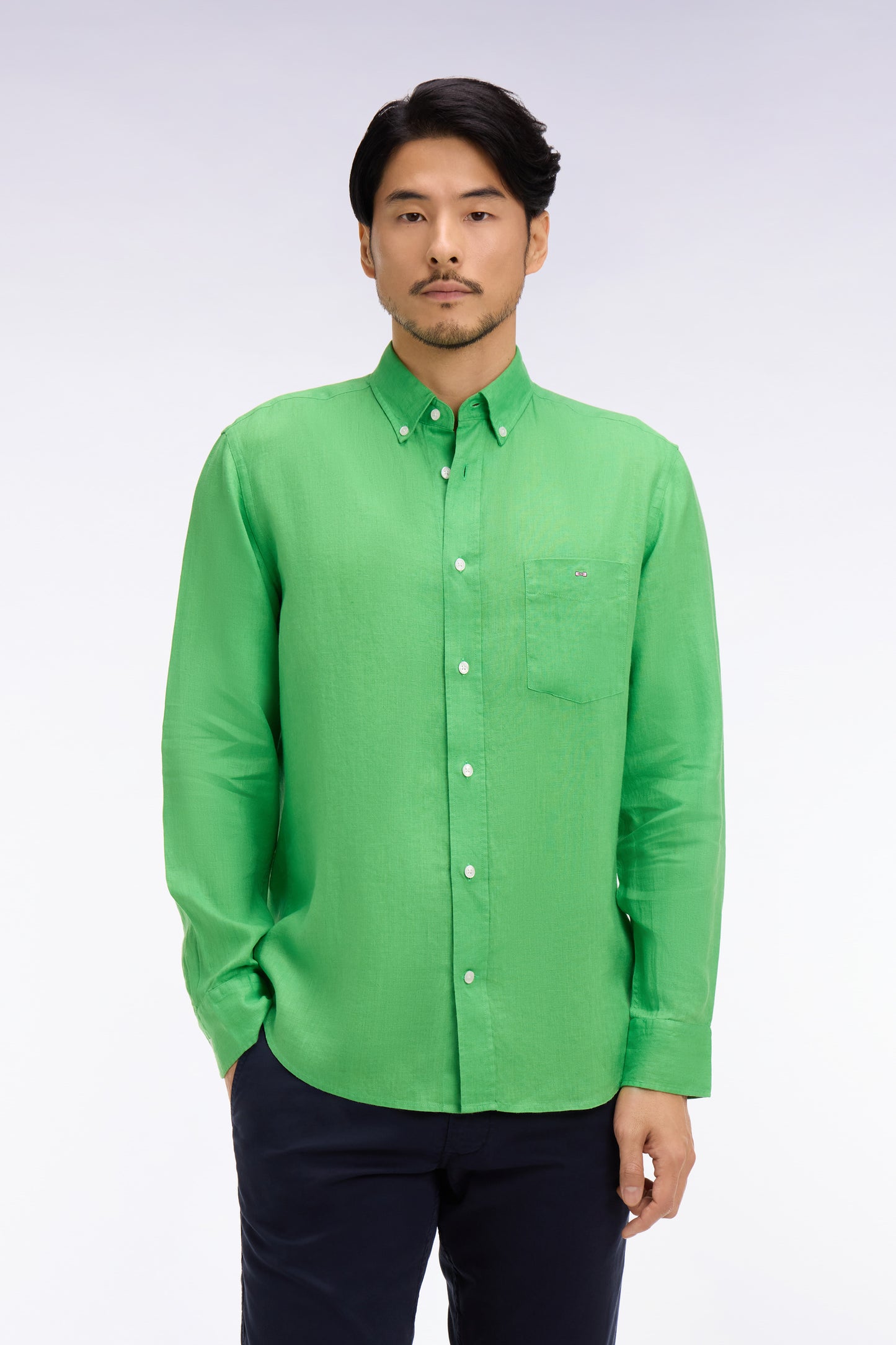 Chemise droite en lin vert
