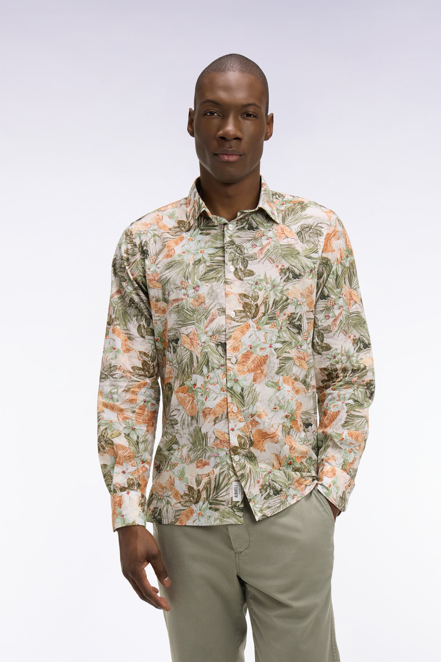 Regular fit beige cotton poplin shirt with plant print