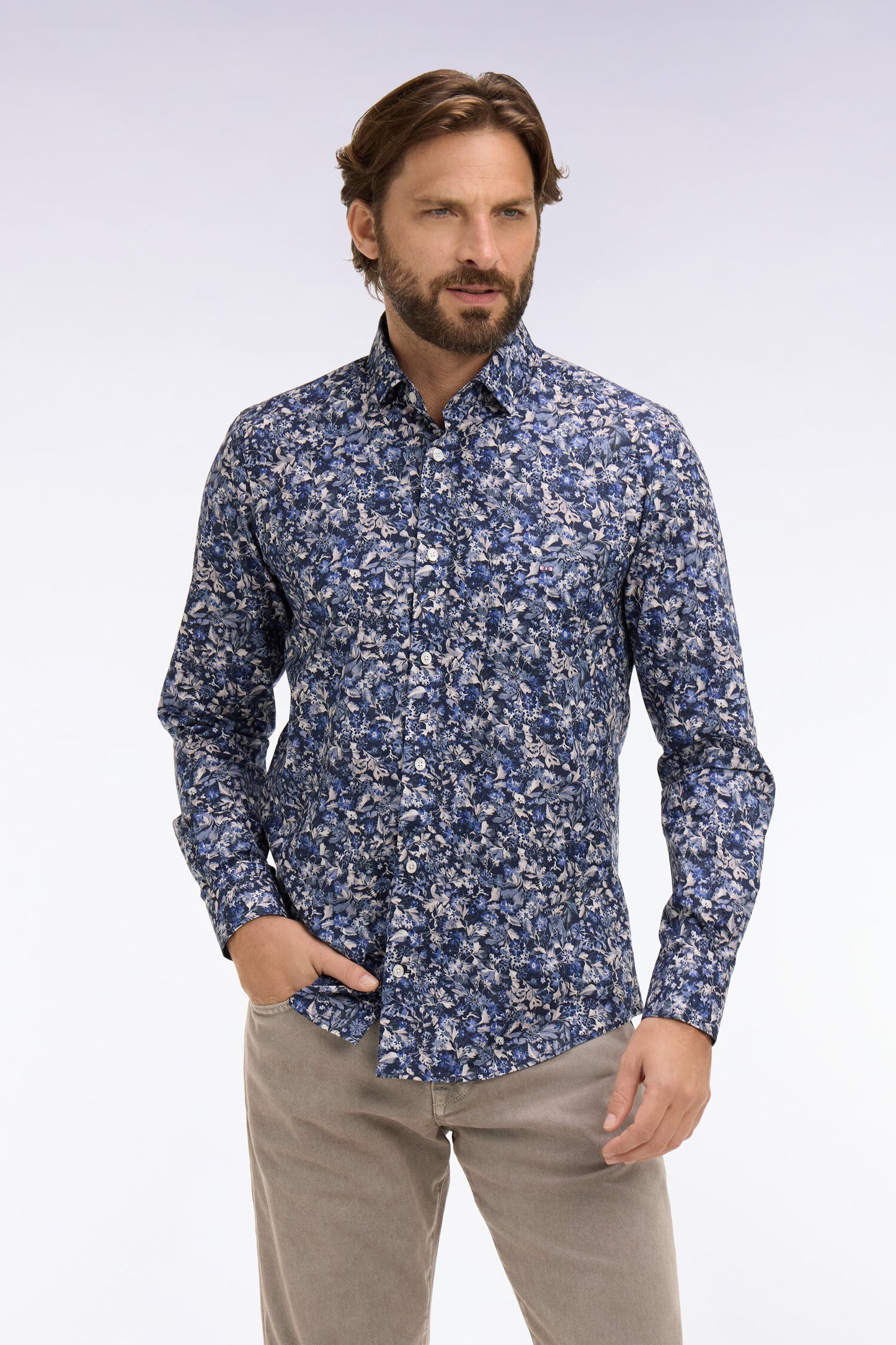 Chemise en popeline de coton marine à microimprimé floral coupe slim