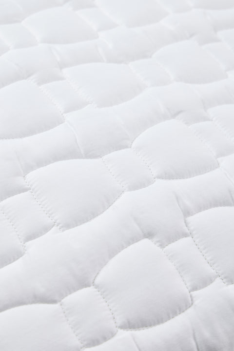 White Quilted Cotton Sateen Pillowcases - Image 2