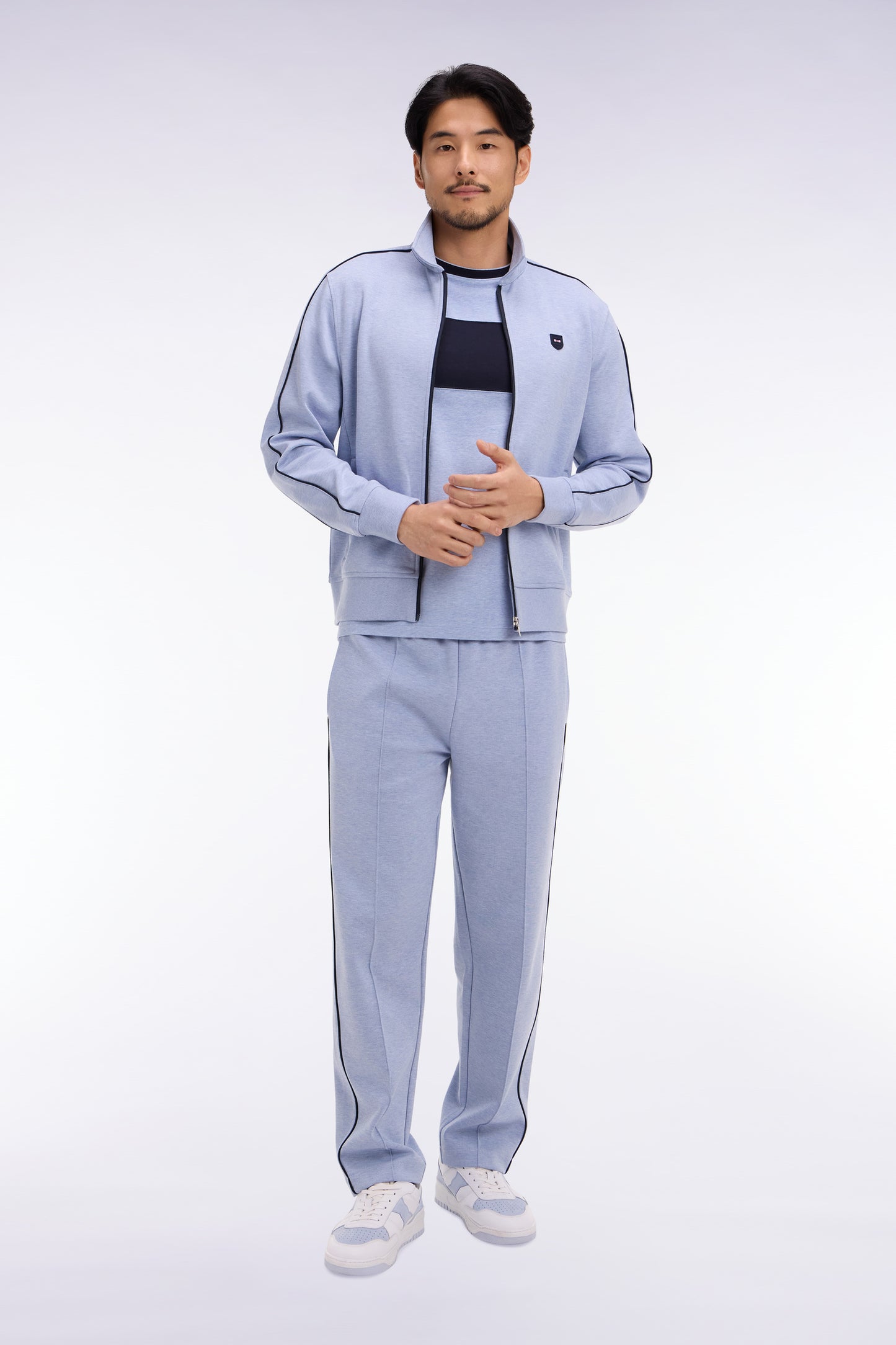 Jogging en coton mélangé ciel coupe regular