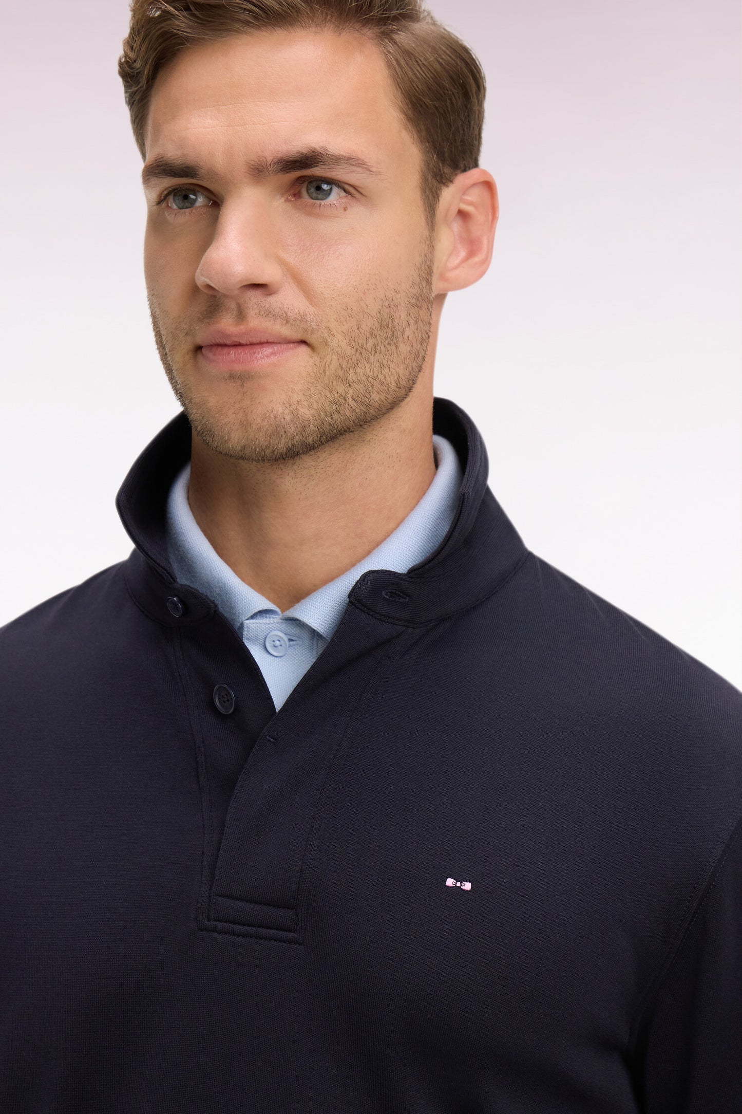 Polo manches courtes en piqué coton stretch marine coupe slim
