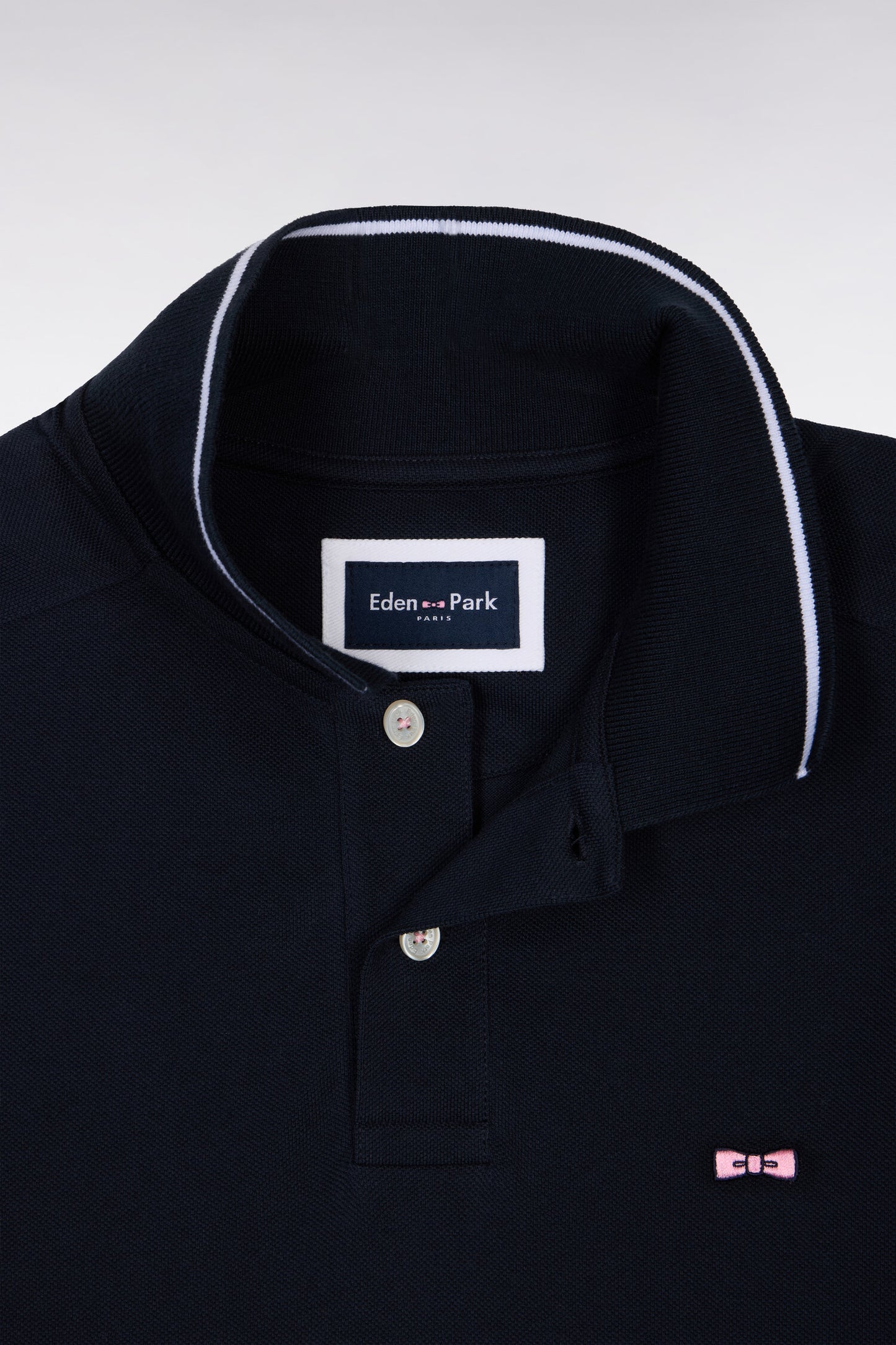 Short-sleeved navy cotton polo shirt
