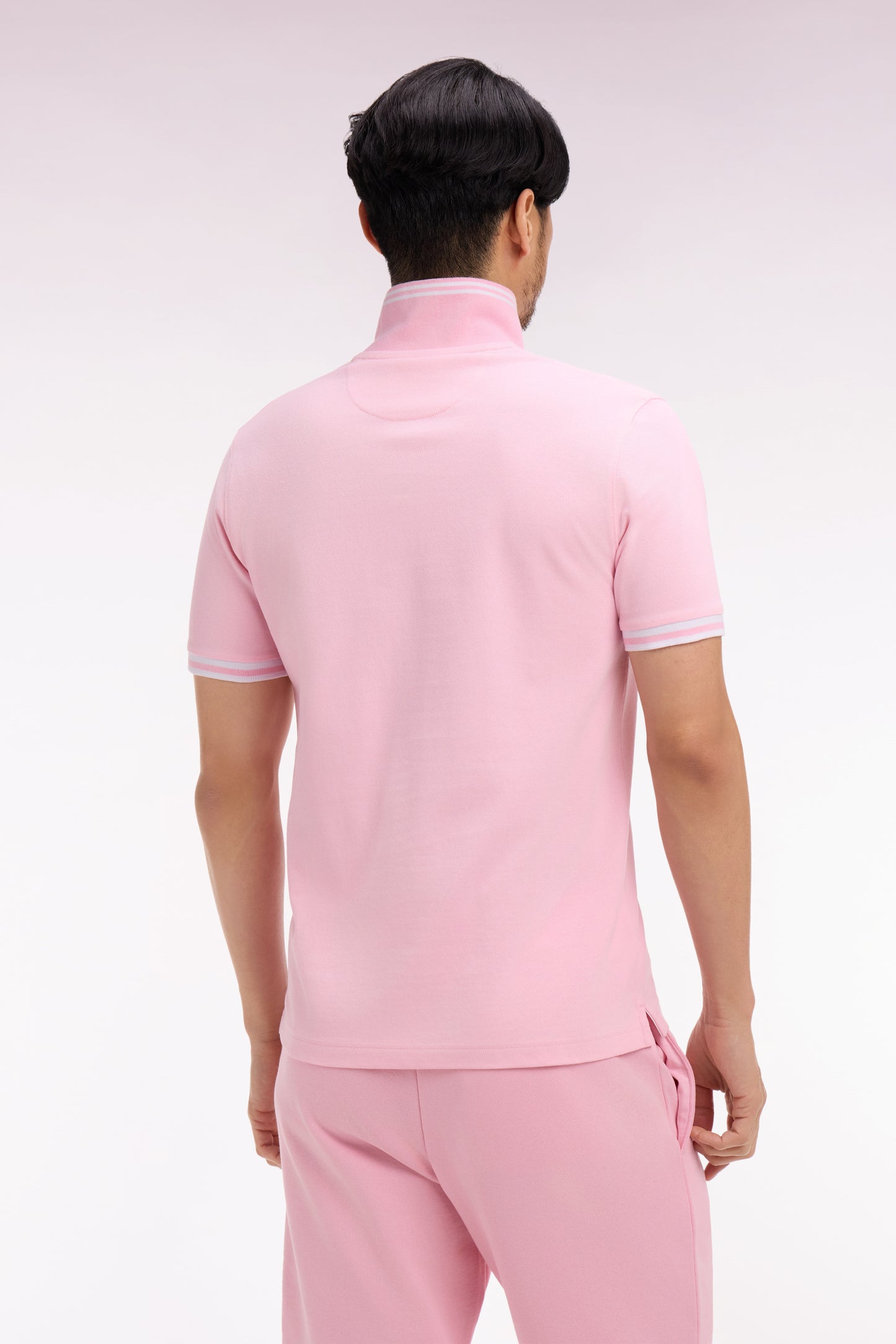 Short-sleeved pink cotton polo shirt