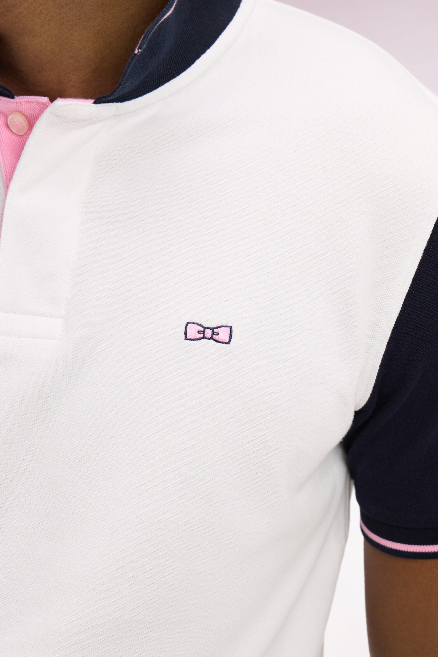 Polo à manches courtes en piqué coton blanc broderie dos
