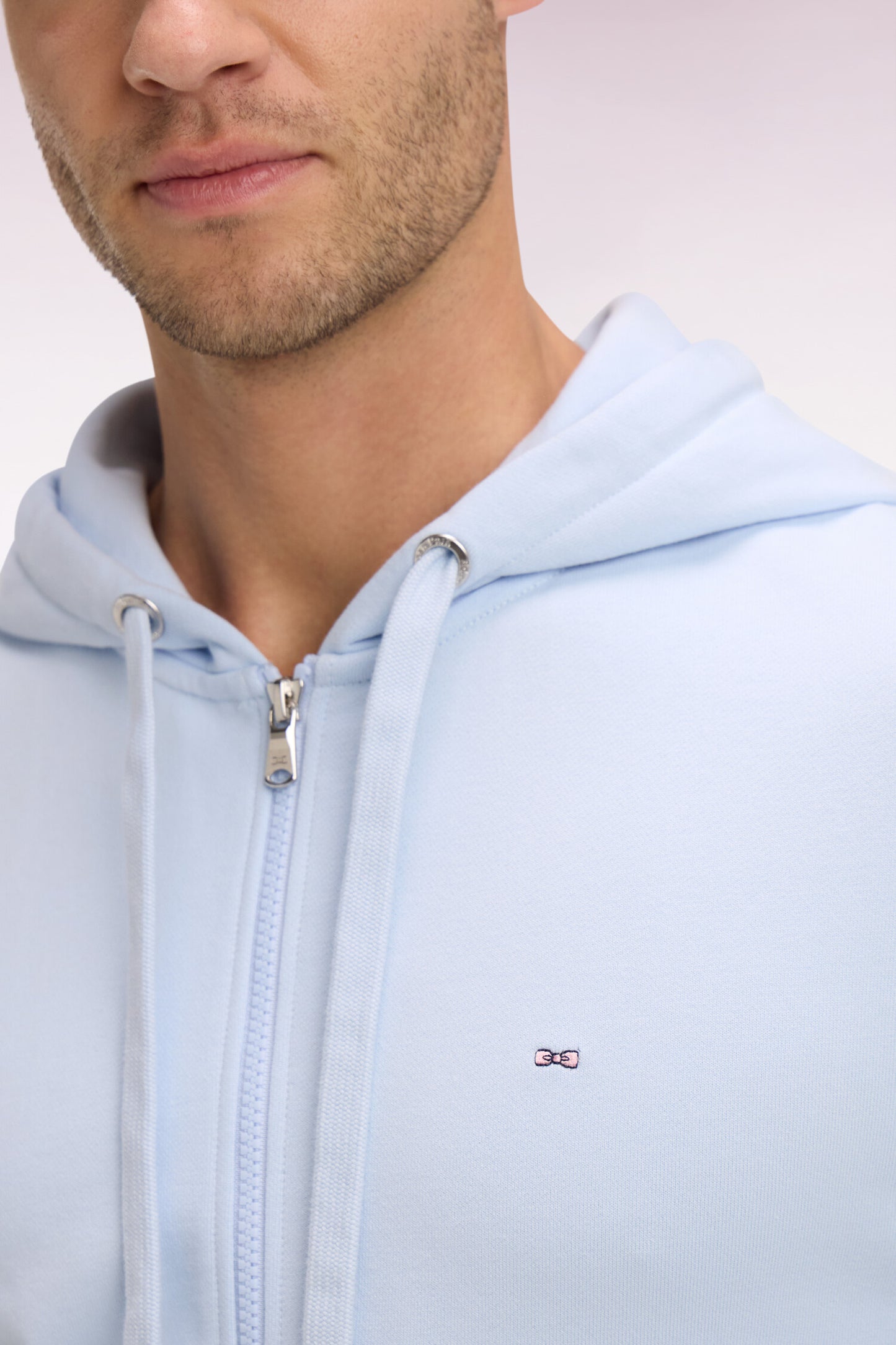 Zipped hooded sweatshirt in sky cotton fleece
