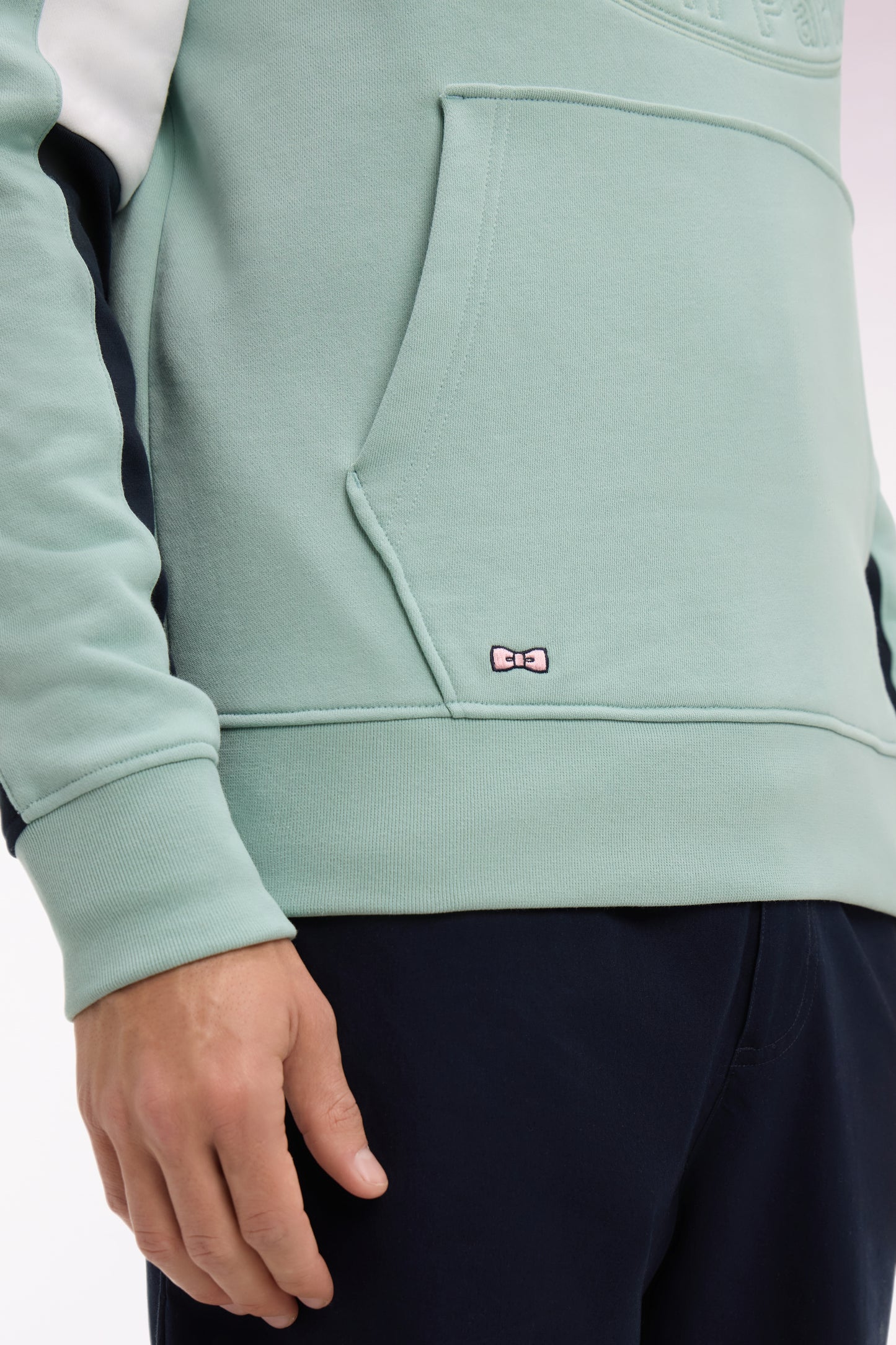 Sweatshirt à capuche en molleton coton vert d'eau brodé