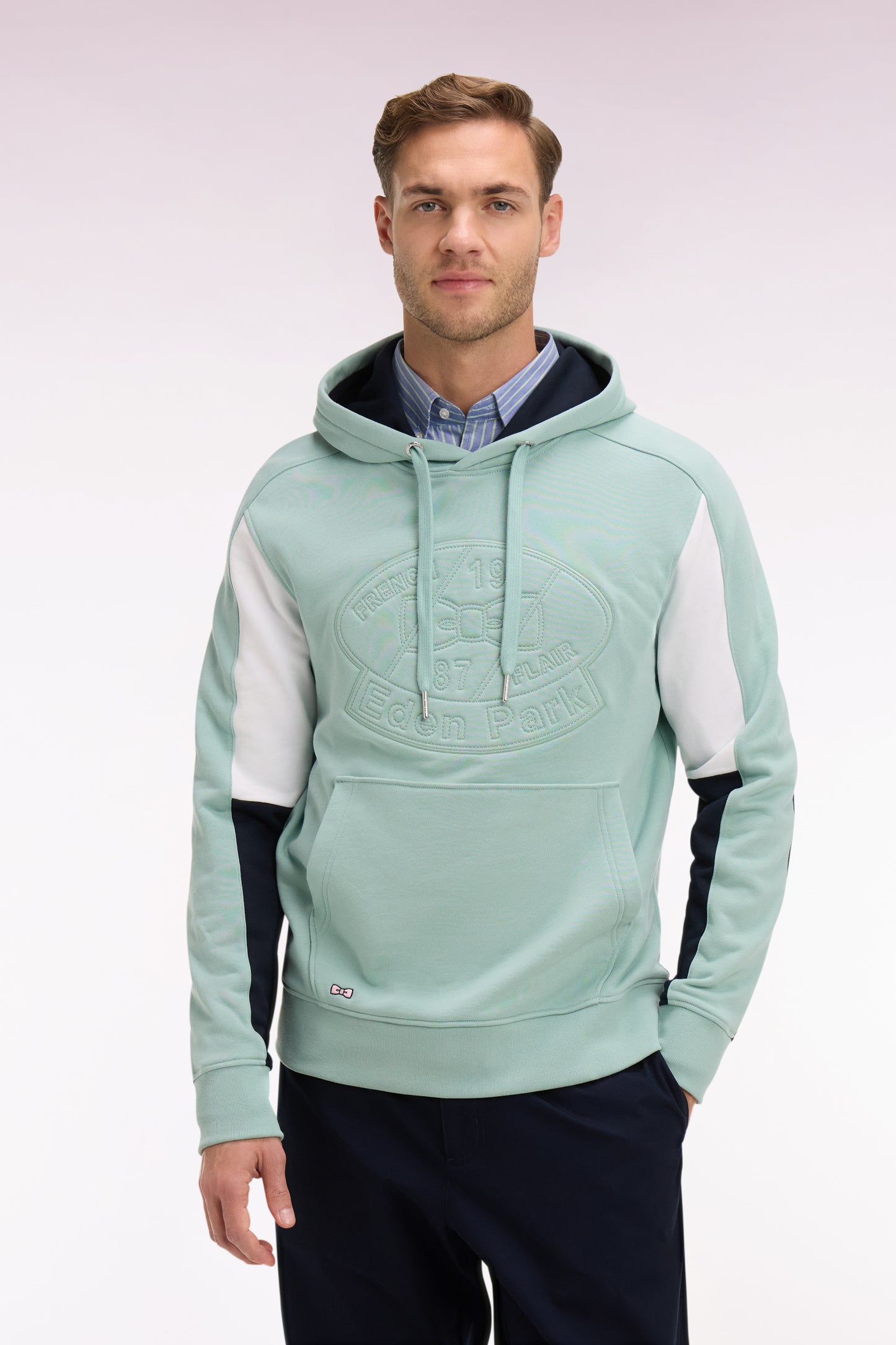 Sweatshirt à capuche en molleton coton vert d'eau brodé