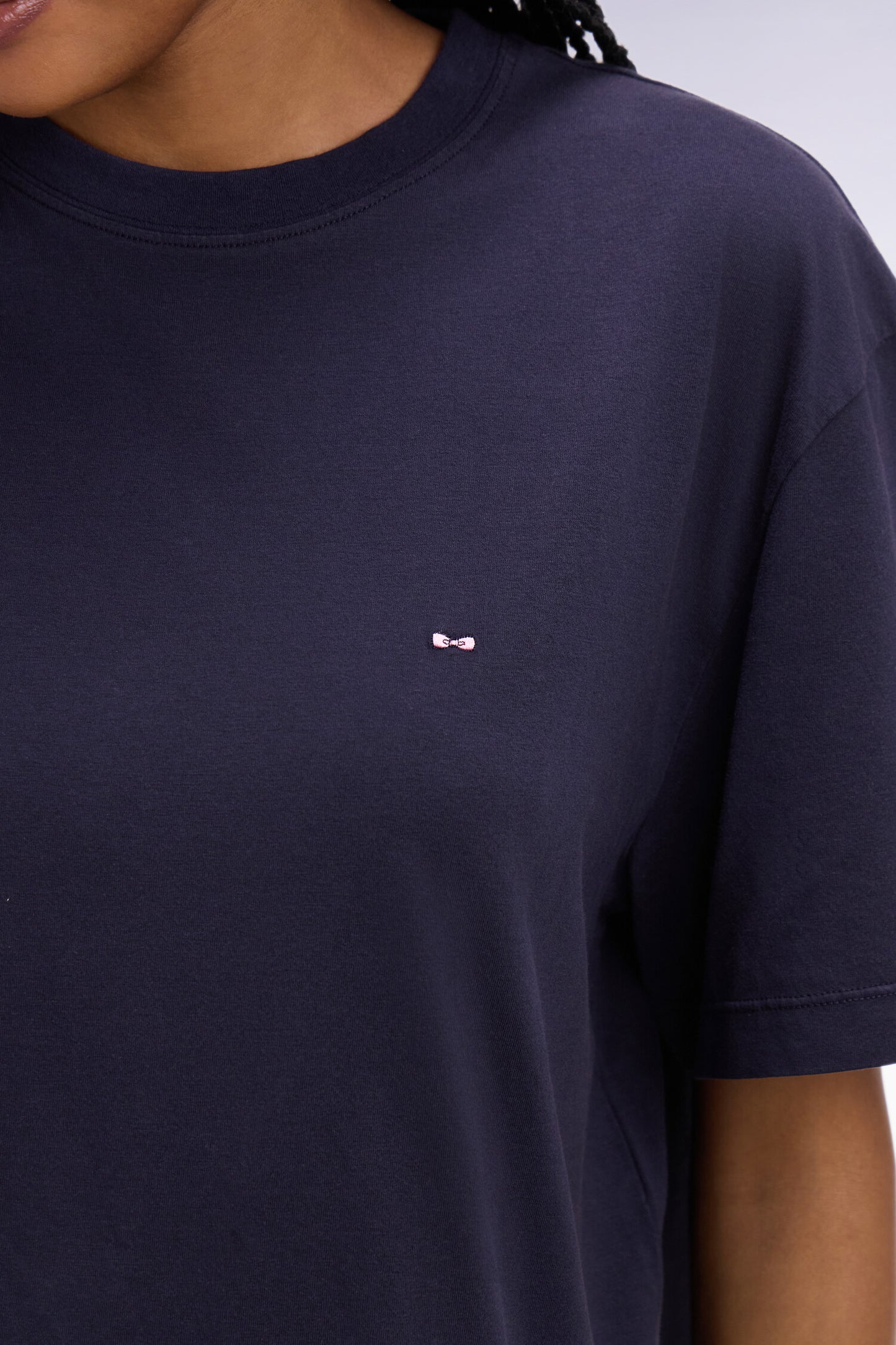 Short-sleeved t-shirt in navy lyocell and cotton oversized cut