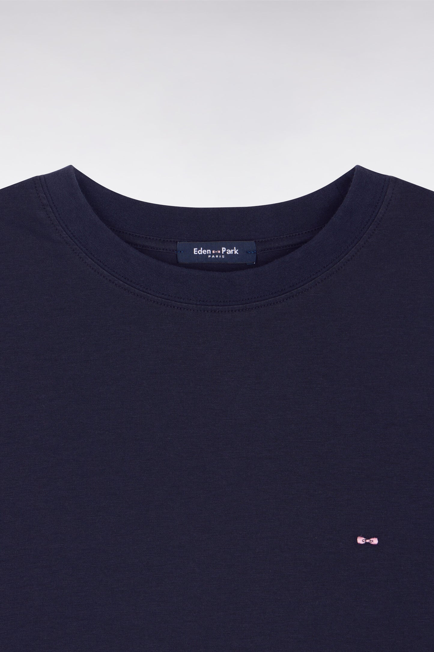 Short-sleeved t-shirt in navy lyocell and cotton oversized cut