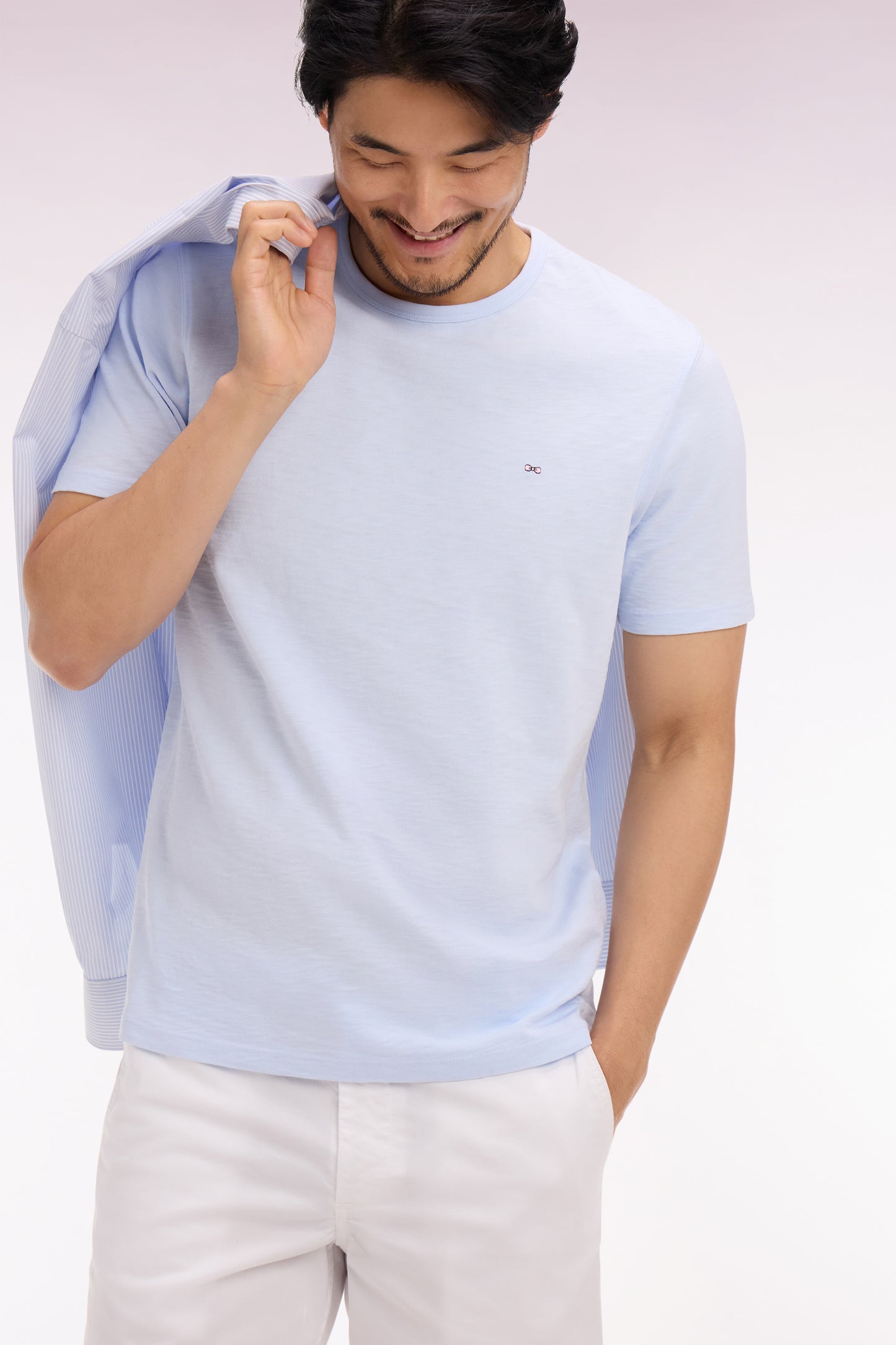 Regular fit short-sleeved T-shirt in slub sky cotton jersey