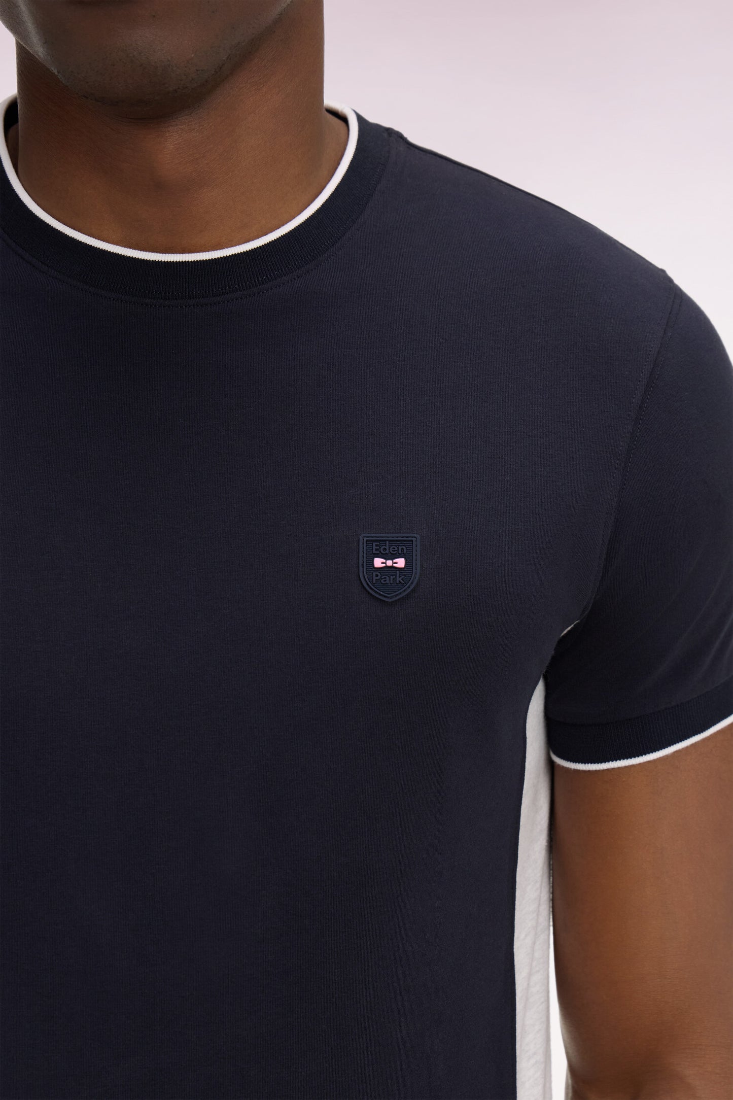 Short-sleeved black stretch cotton cut-out slim-fit T-shirt