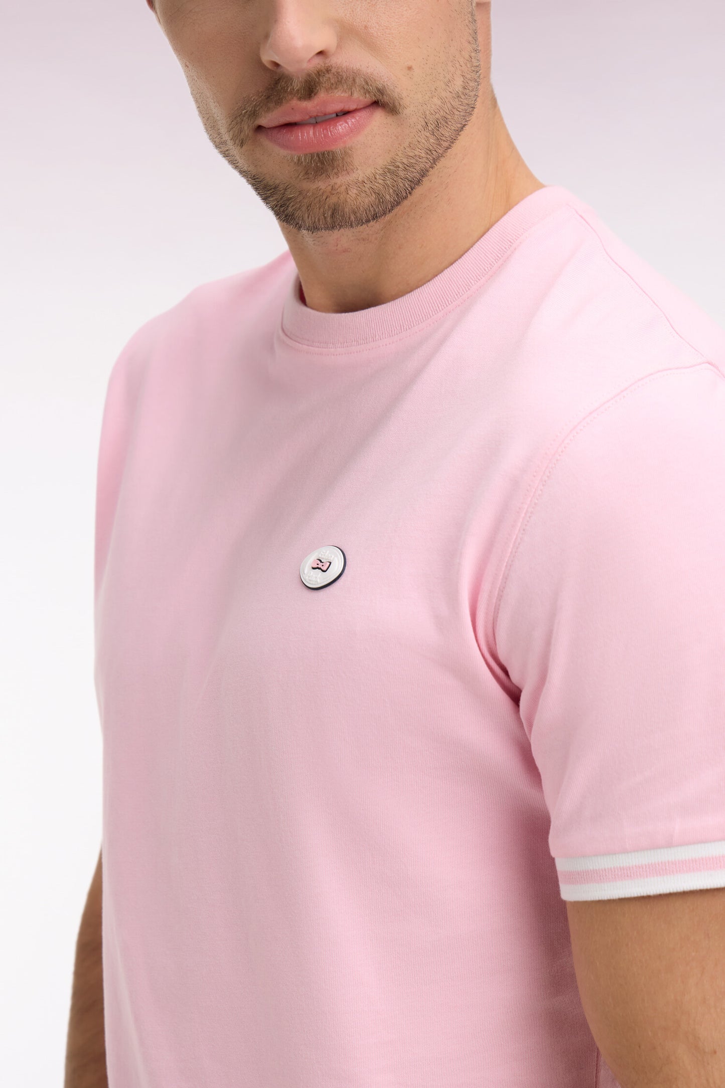 Short-sleeved regular-fit pink cotton T-shirt