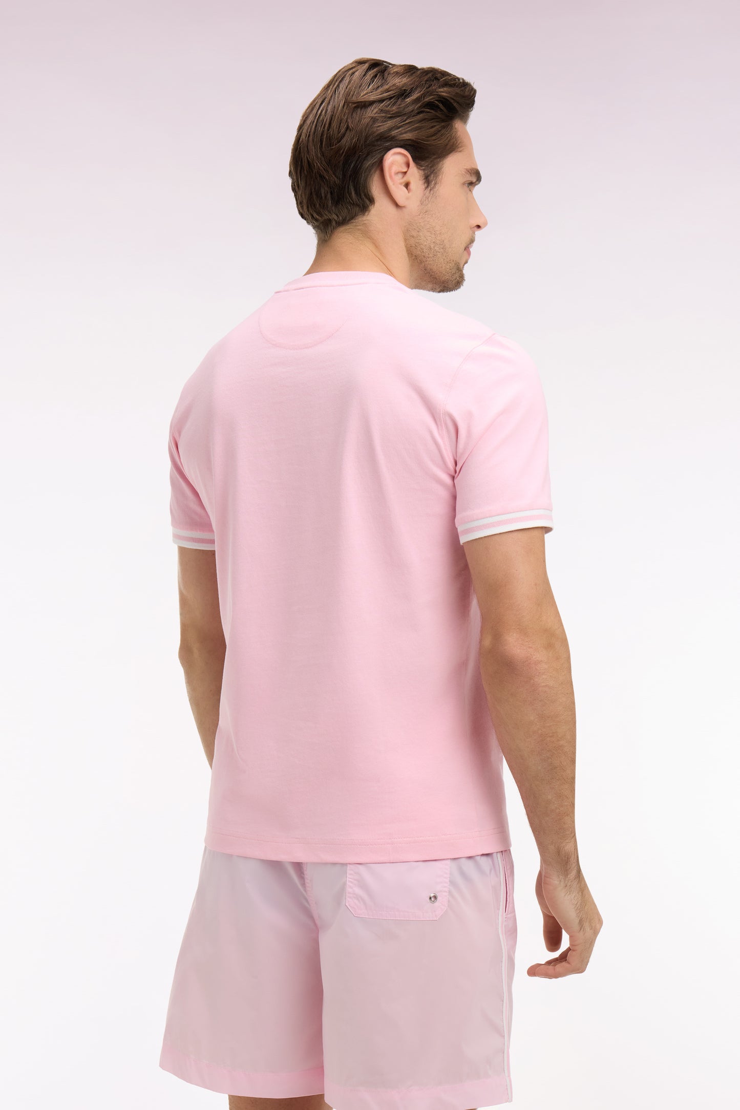 Short-sleeved regular-fit pink cotton T-shirt