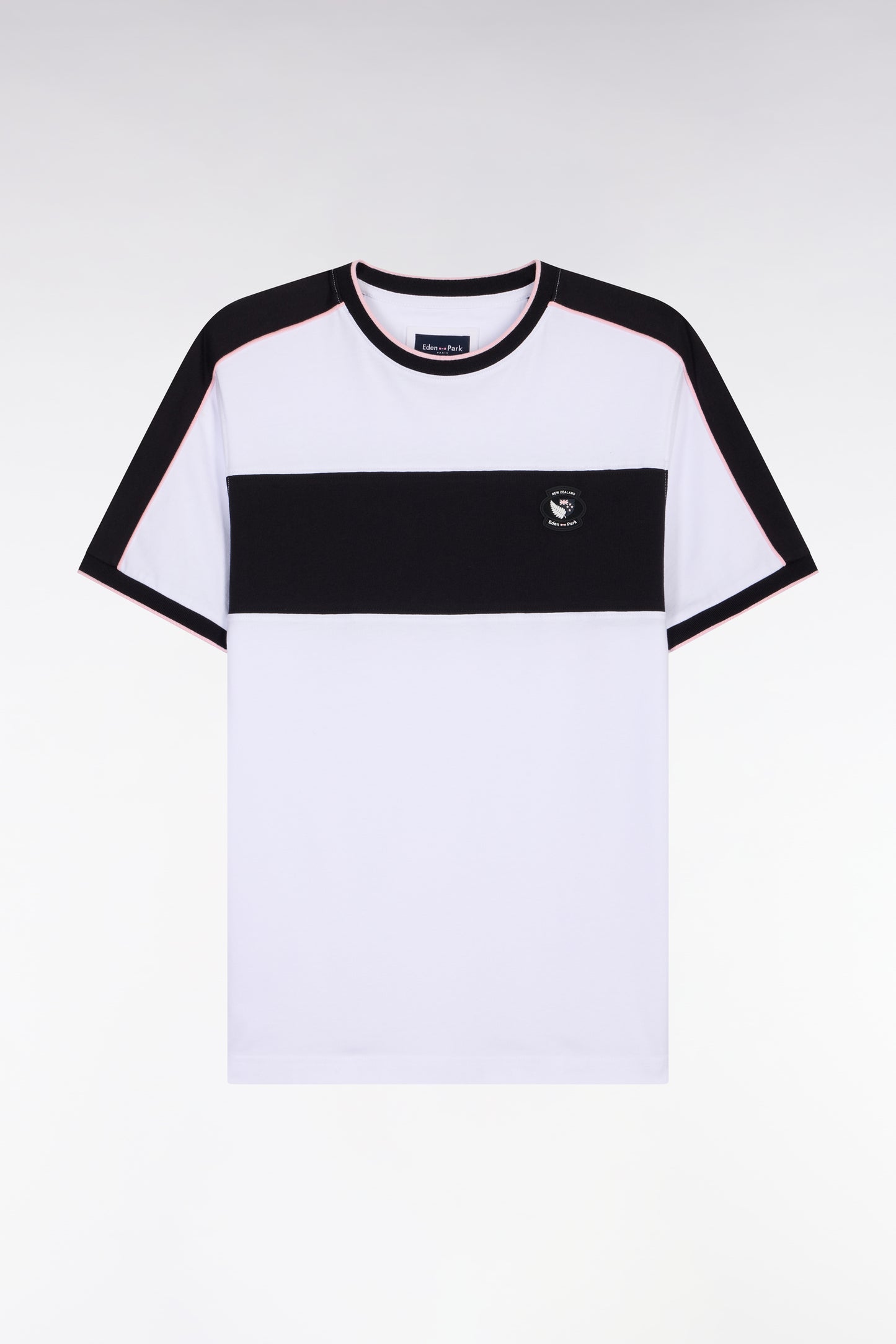 New Zealand short-sleeved T-shirt in white cotton with cutouts, regular fit