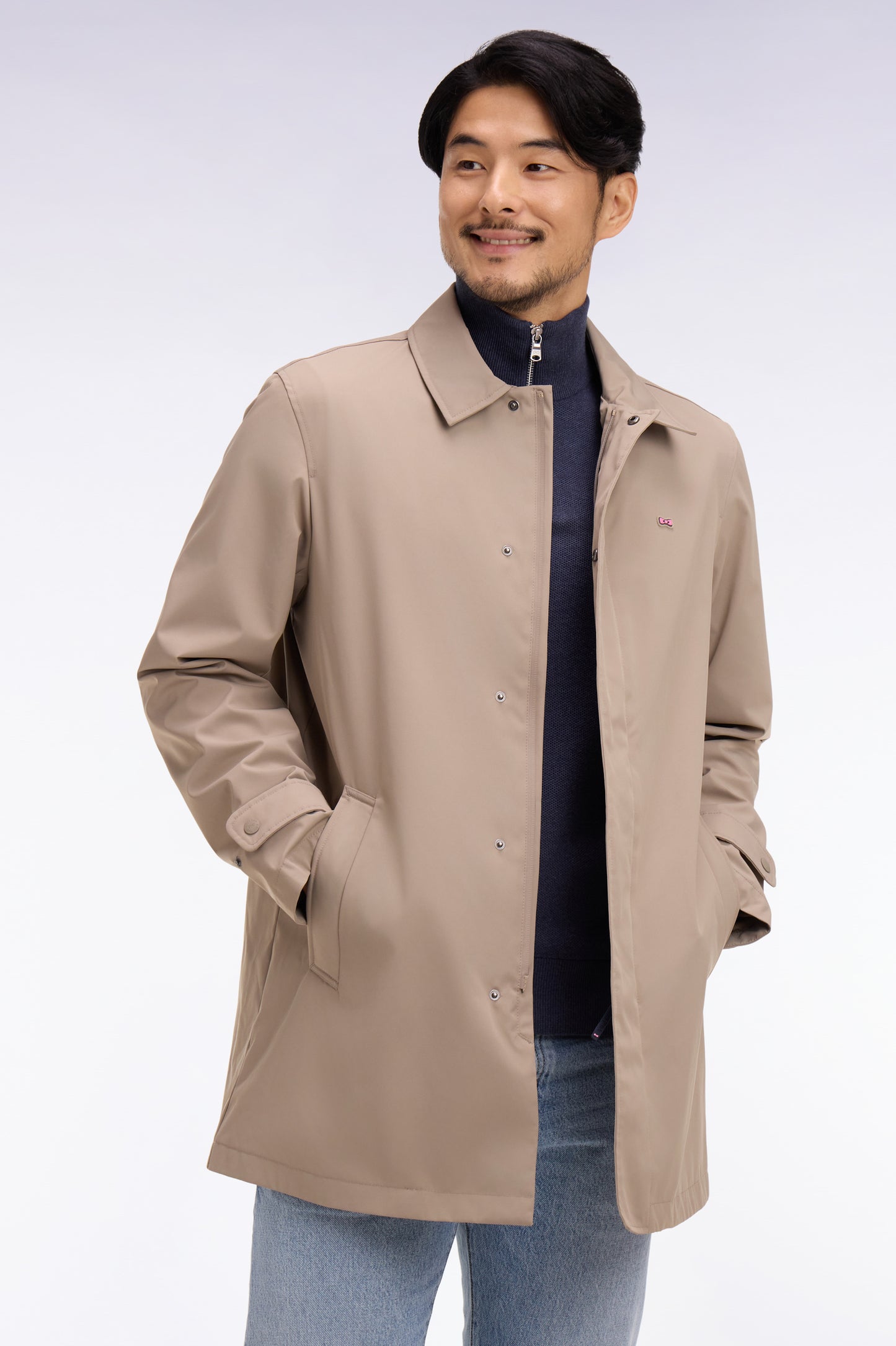 Short raincoat in greige nylon