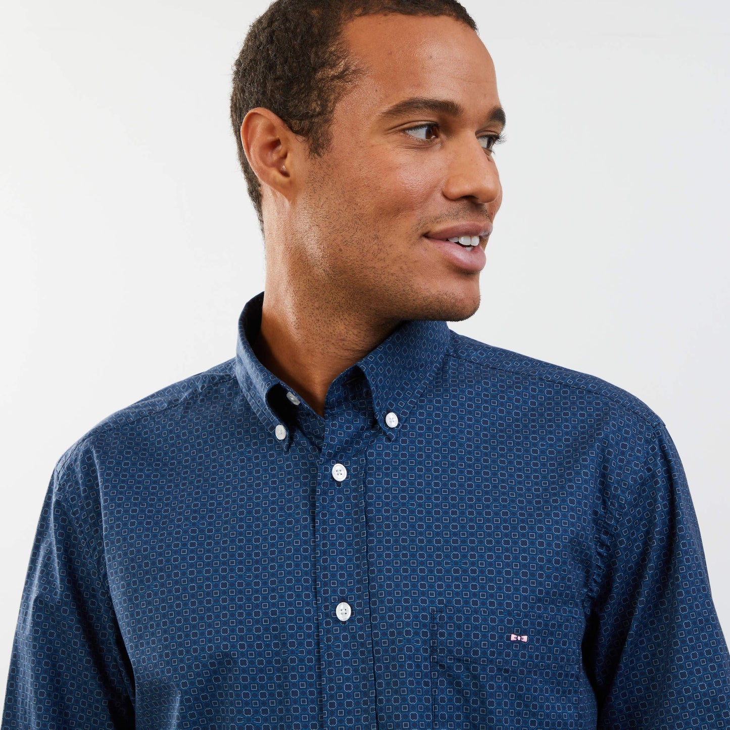 Dark blue shirt with geometric micro motifs