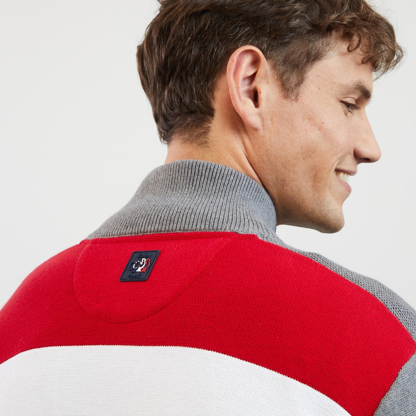 Grey cardigan with tricolour back