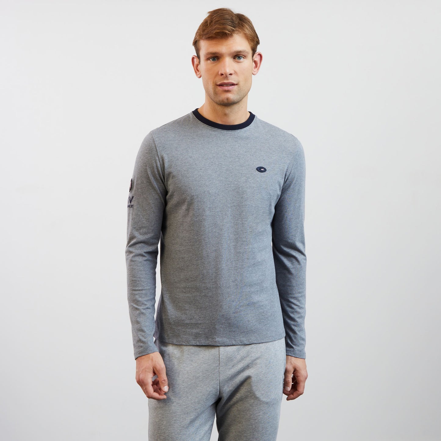 Grey long-sleeved polo with XV de France embroidered detail
