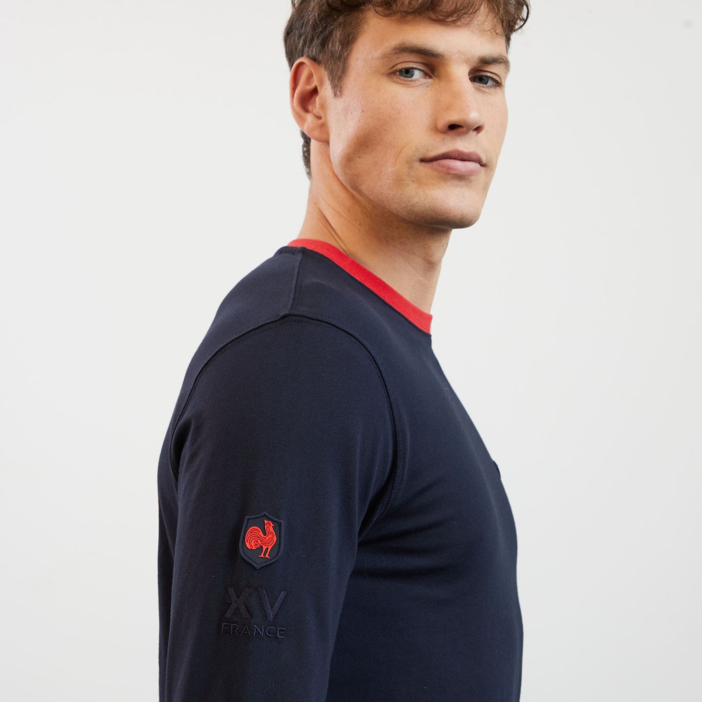 Navy blue long-sleeved T-shirt with no. 10 and XV de France embroidered detail