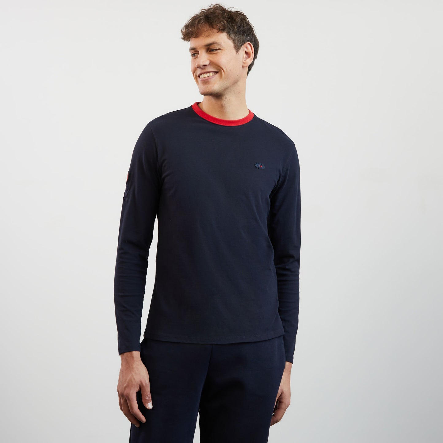 Navy blue long-sleeved T-shirt with no. 10 and XV de France embroidered detail