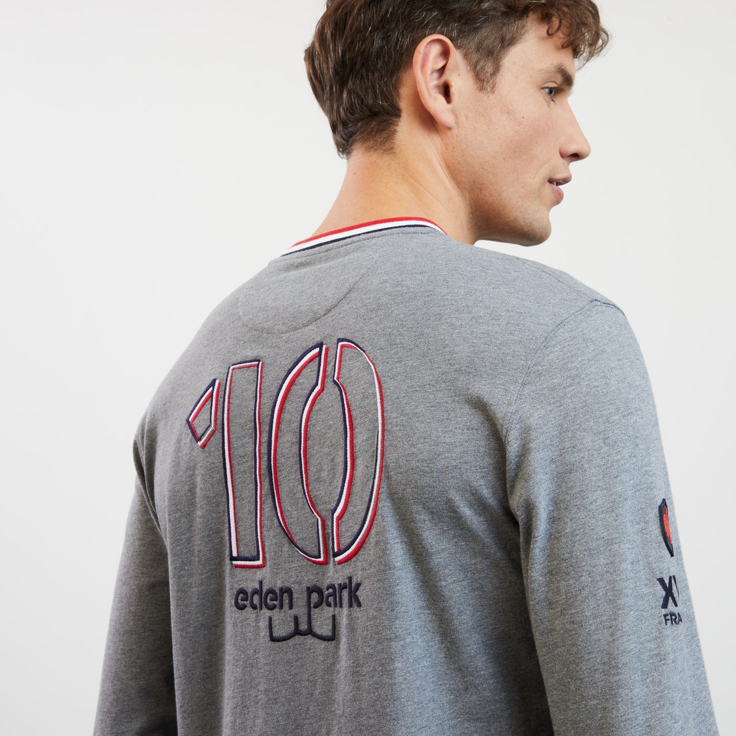 Grey long-sleeved T-shirt with no. 10 and XV de France embroidered detail