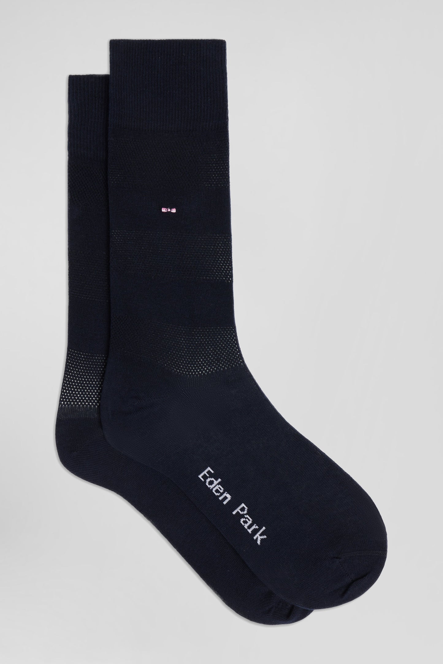 Navy socks with knit plays in stretch cotton