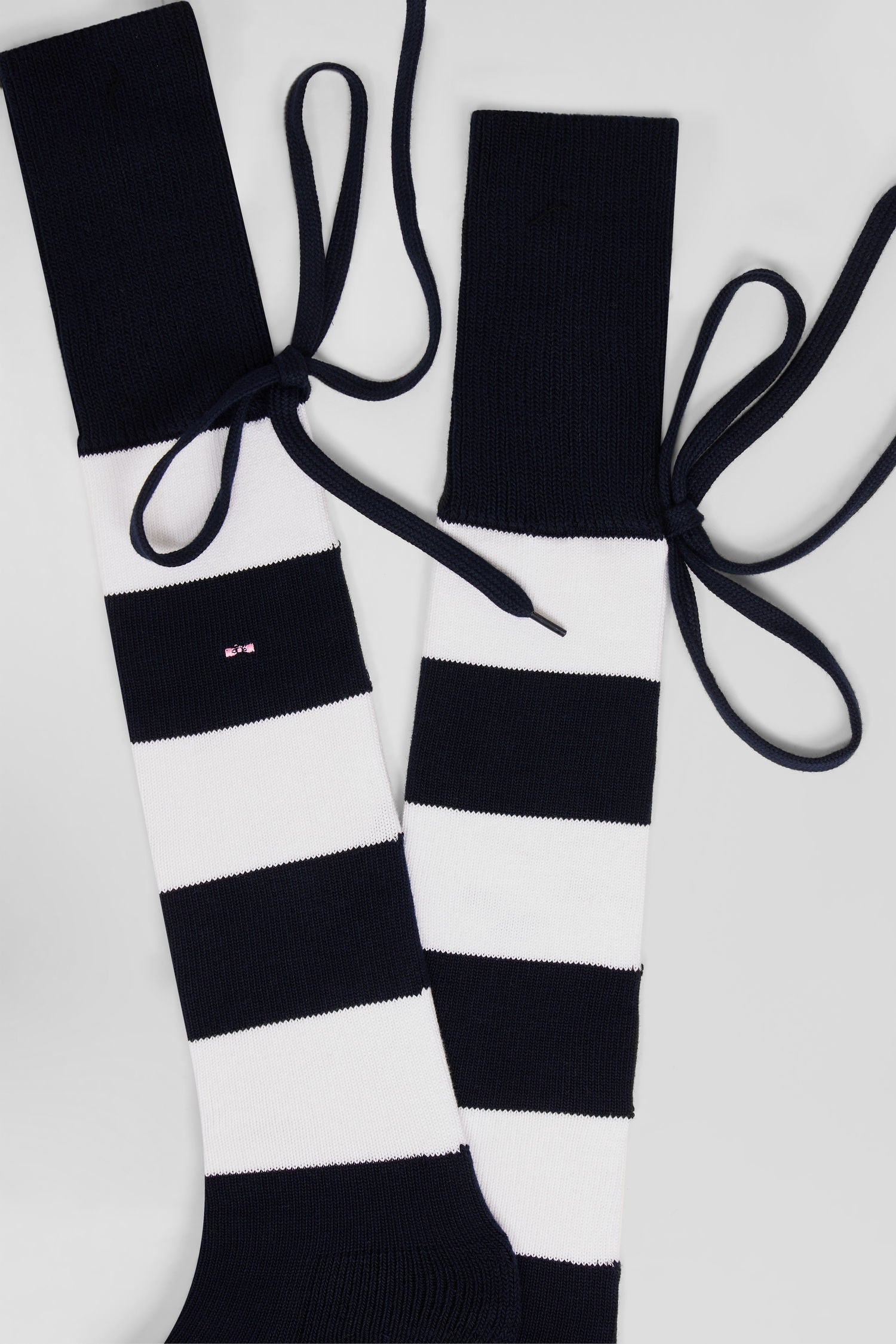 White stretch cotton rugby socks with stripes