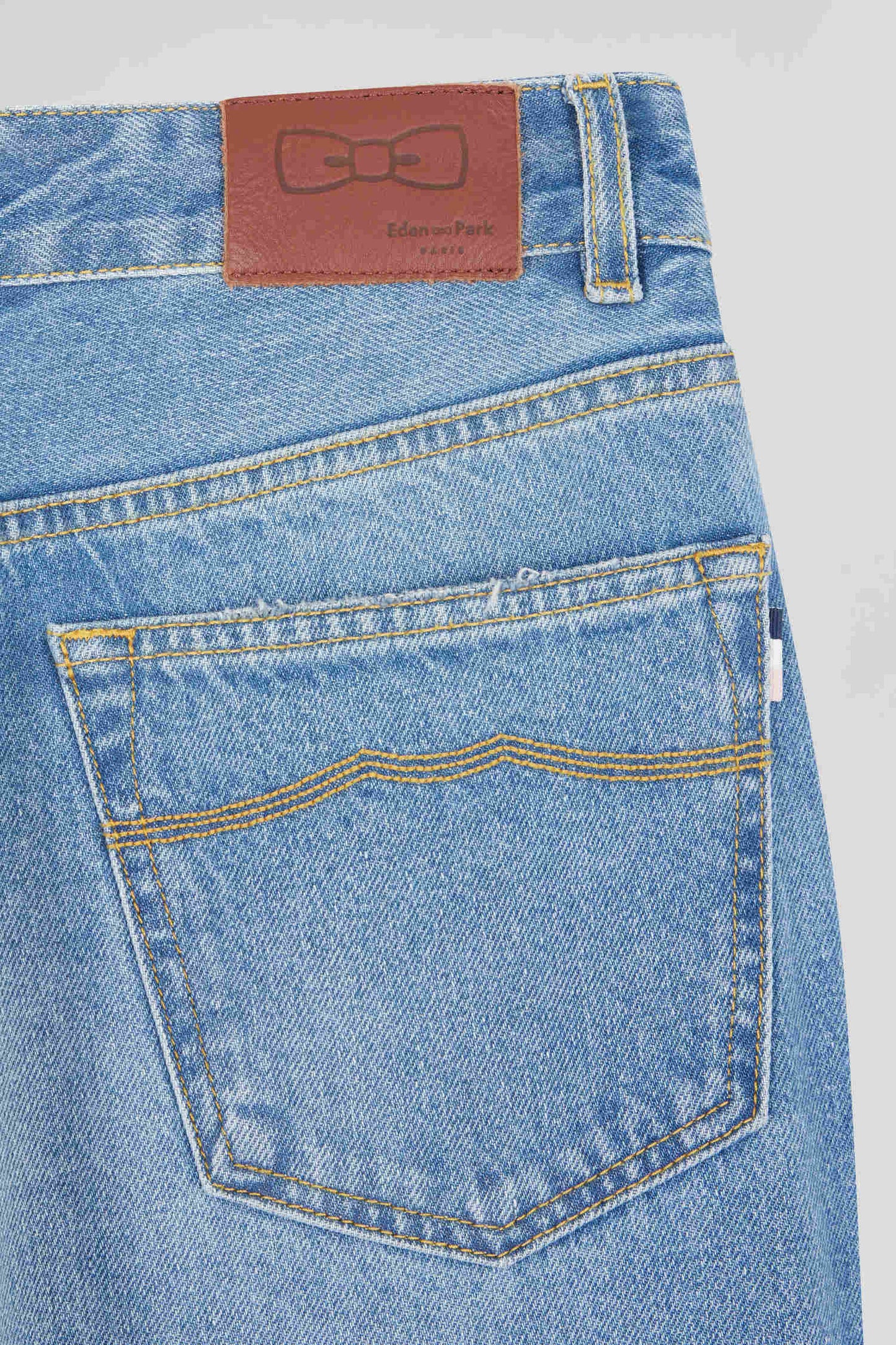 Jean 5 poches en coton bleu coupe Regular