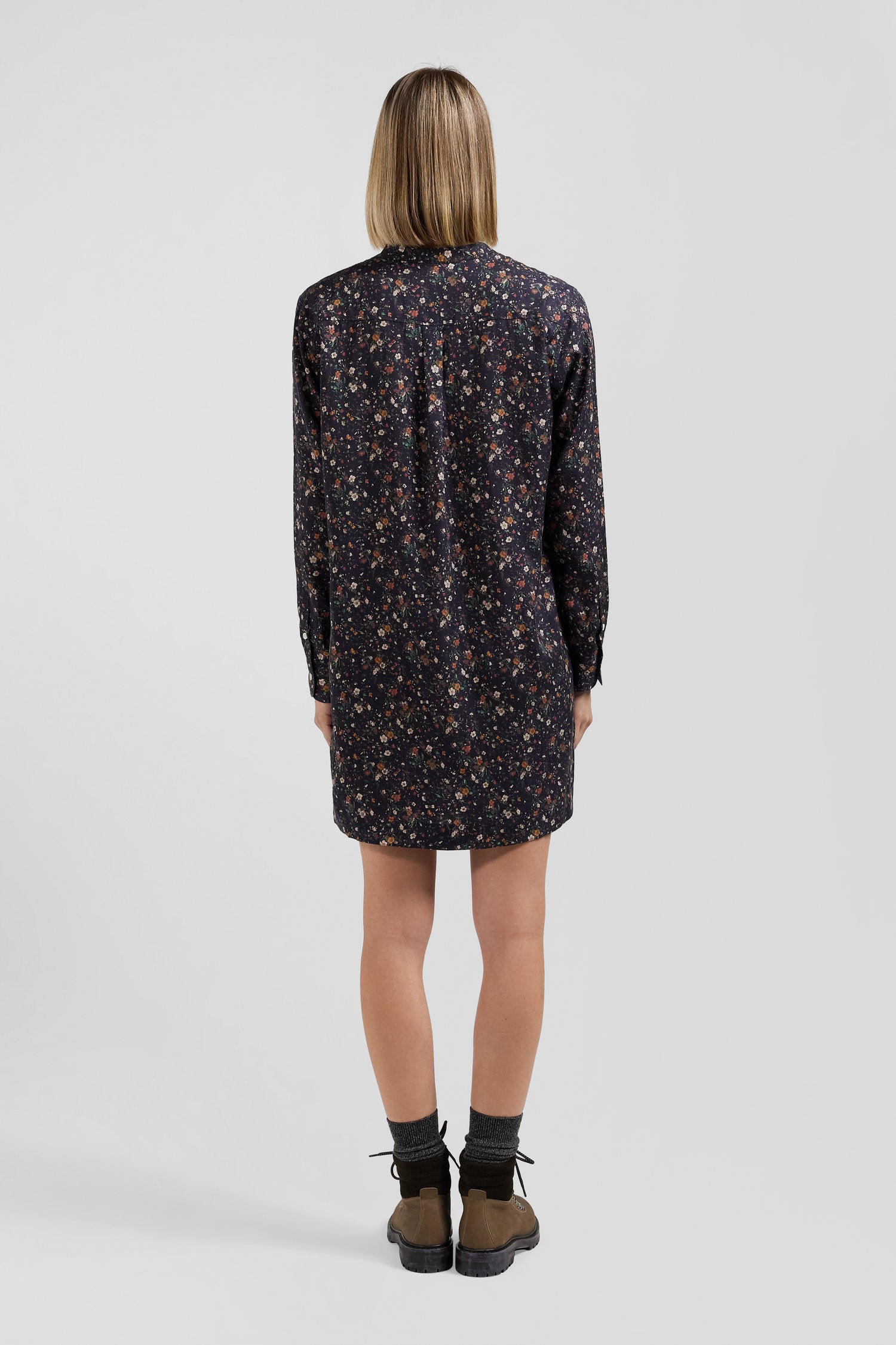 Robe chemise en lyocell noir à imprimé floral