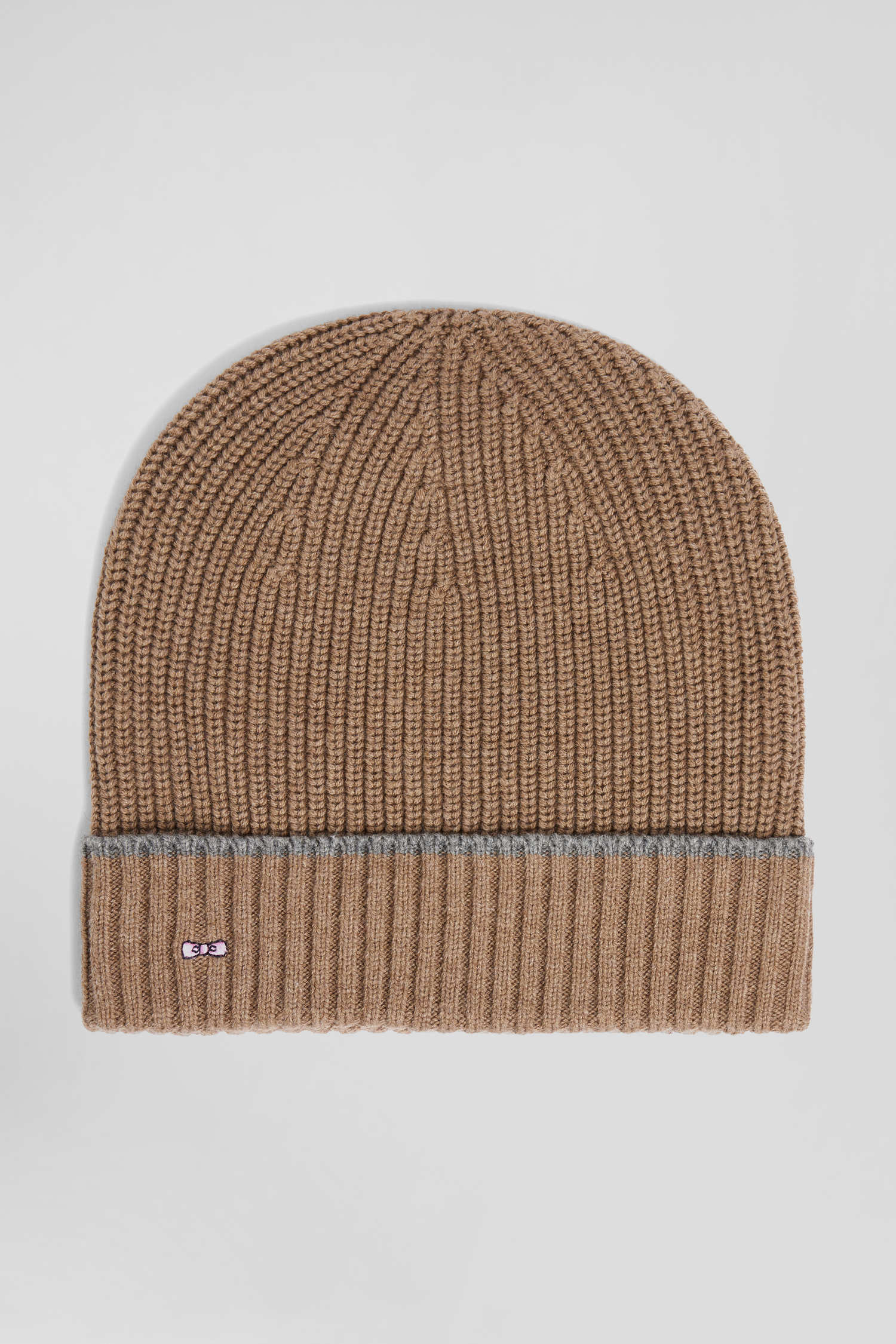 Brown ribbed knitted beanie