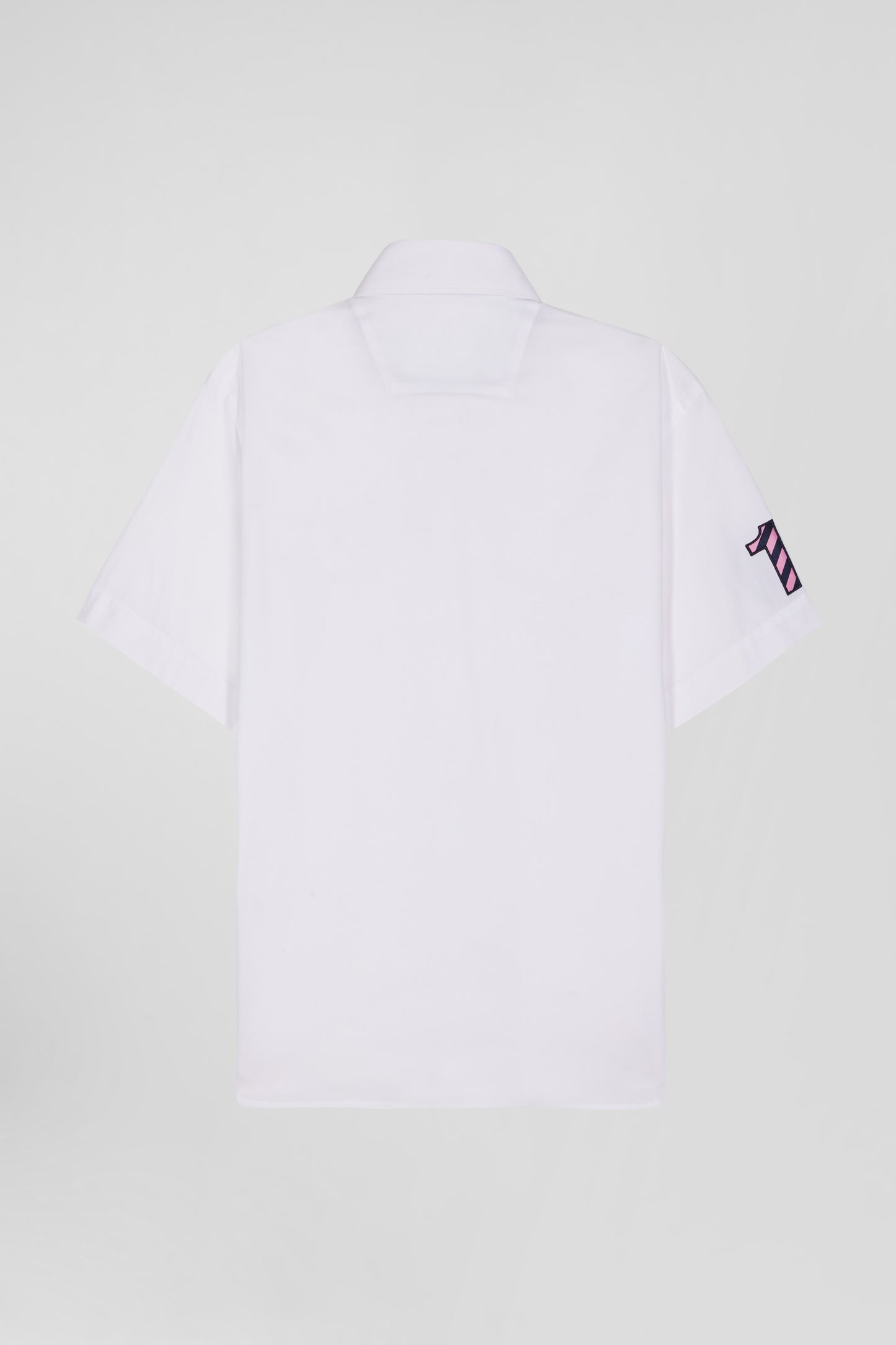 Regular white cotton short-sleeved shirt