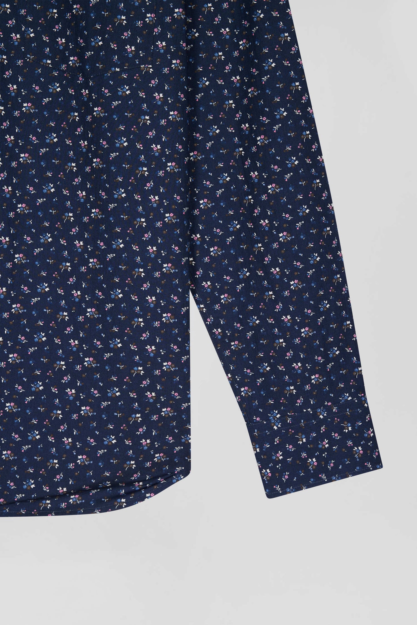 Regular navy blue cotton poplin shirt with micro floral print