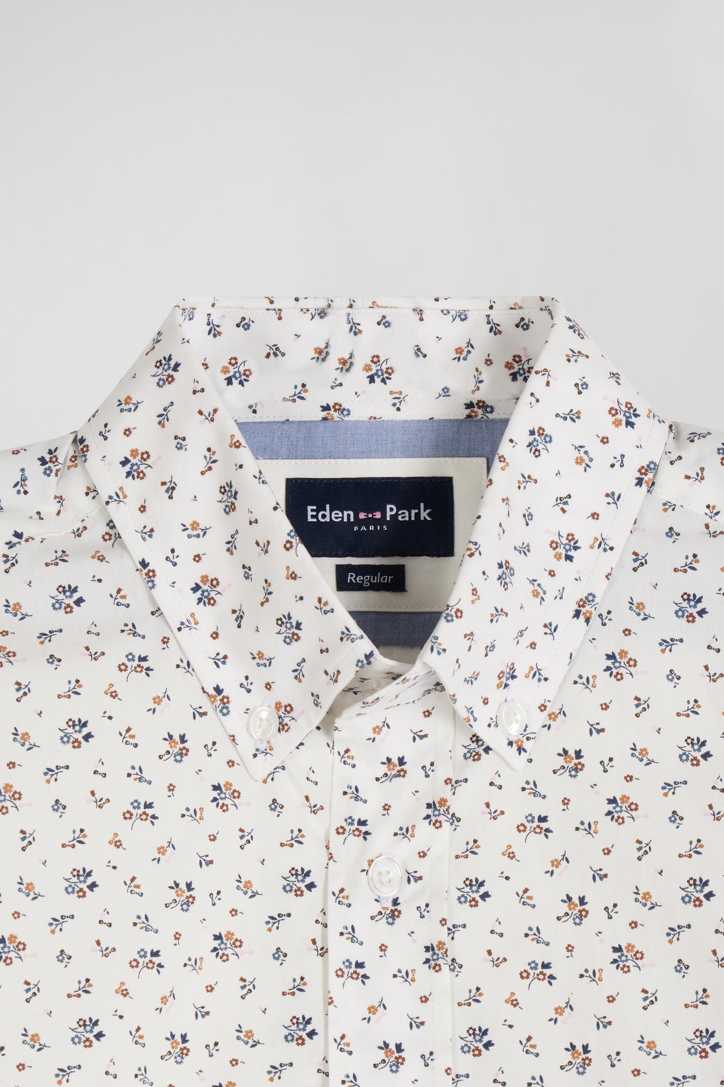 Regular ecru cotton poplin shirt with micro floral print