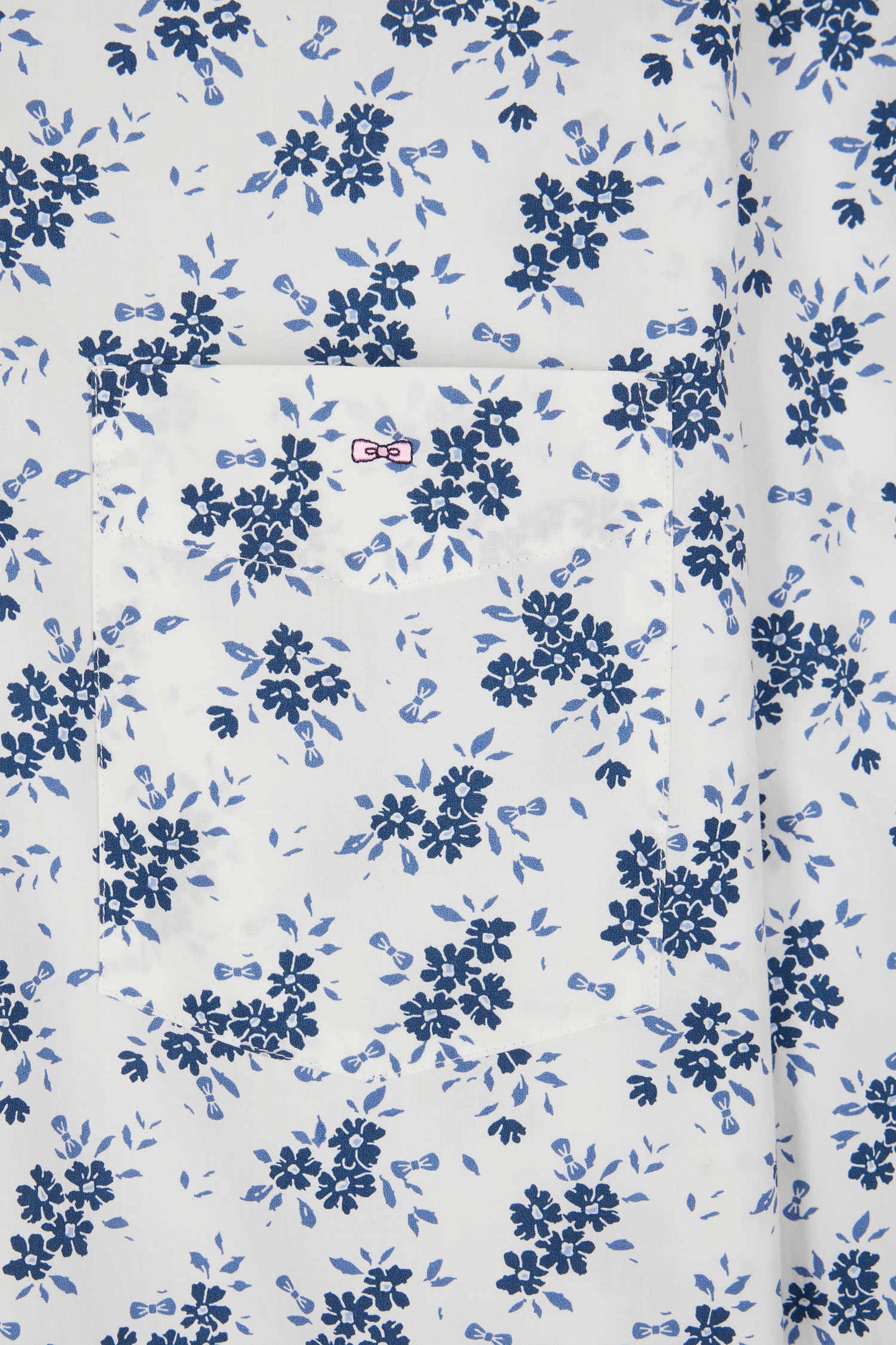 Regular ecru cotton poplin shirt with navy floral print