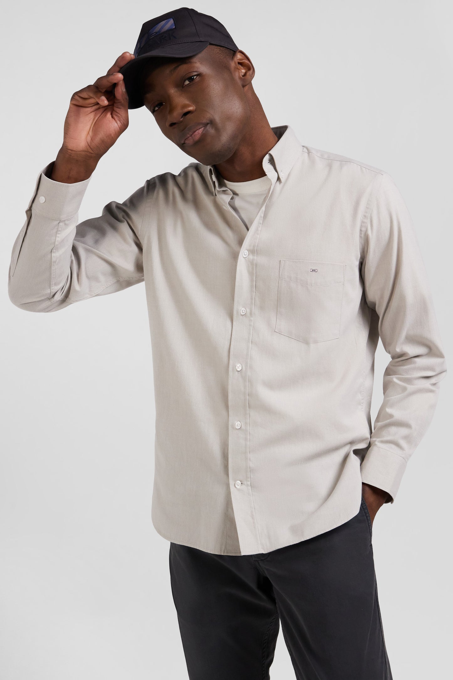 Regular plain grey cotton twill shirt with button-down collar