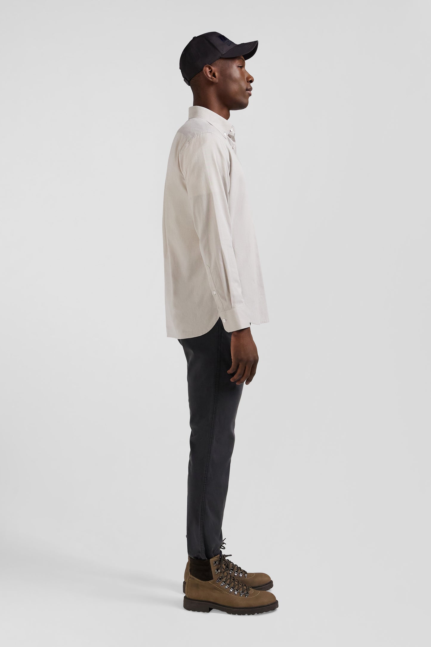 Regular plain grey cotton twill shirt with button-down collar