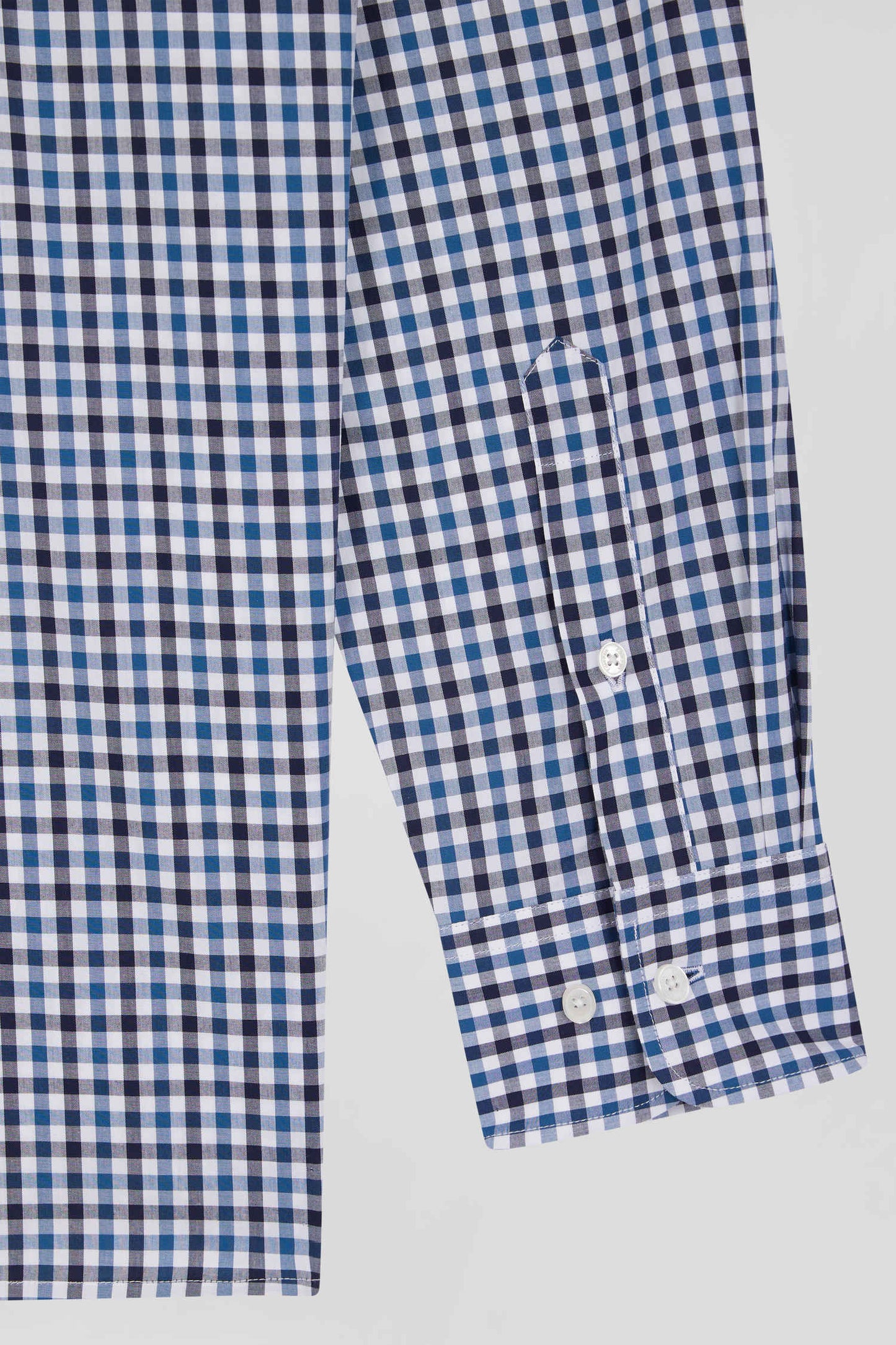 Regular navy blue and white checked cotton poplin shirt