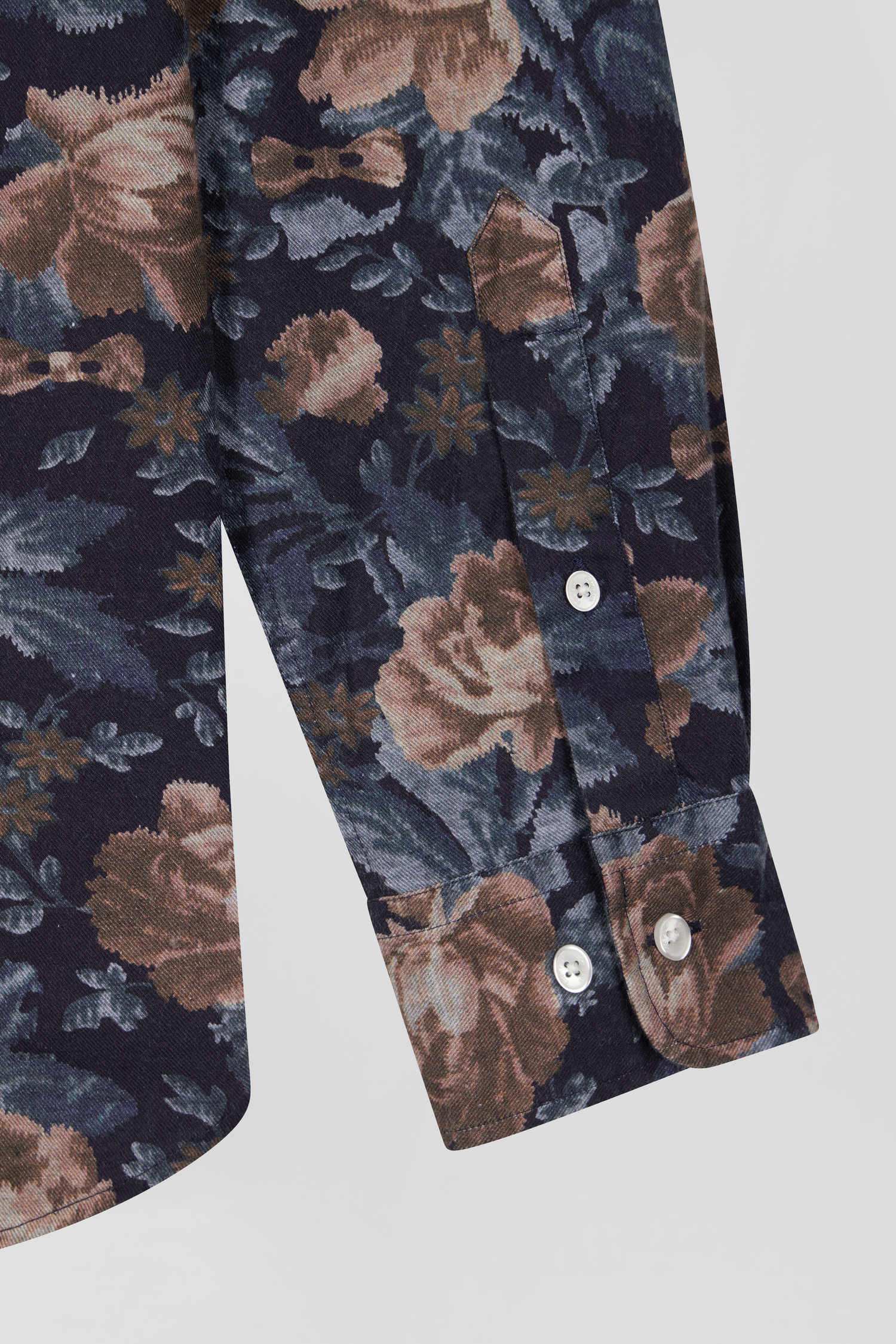 Slim navy blue floral print cotton flannel shirt