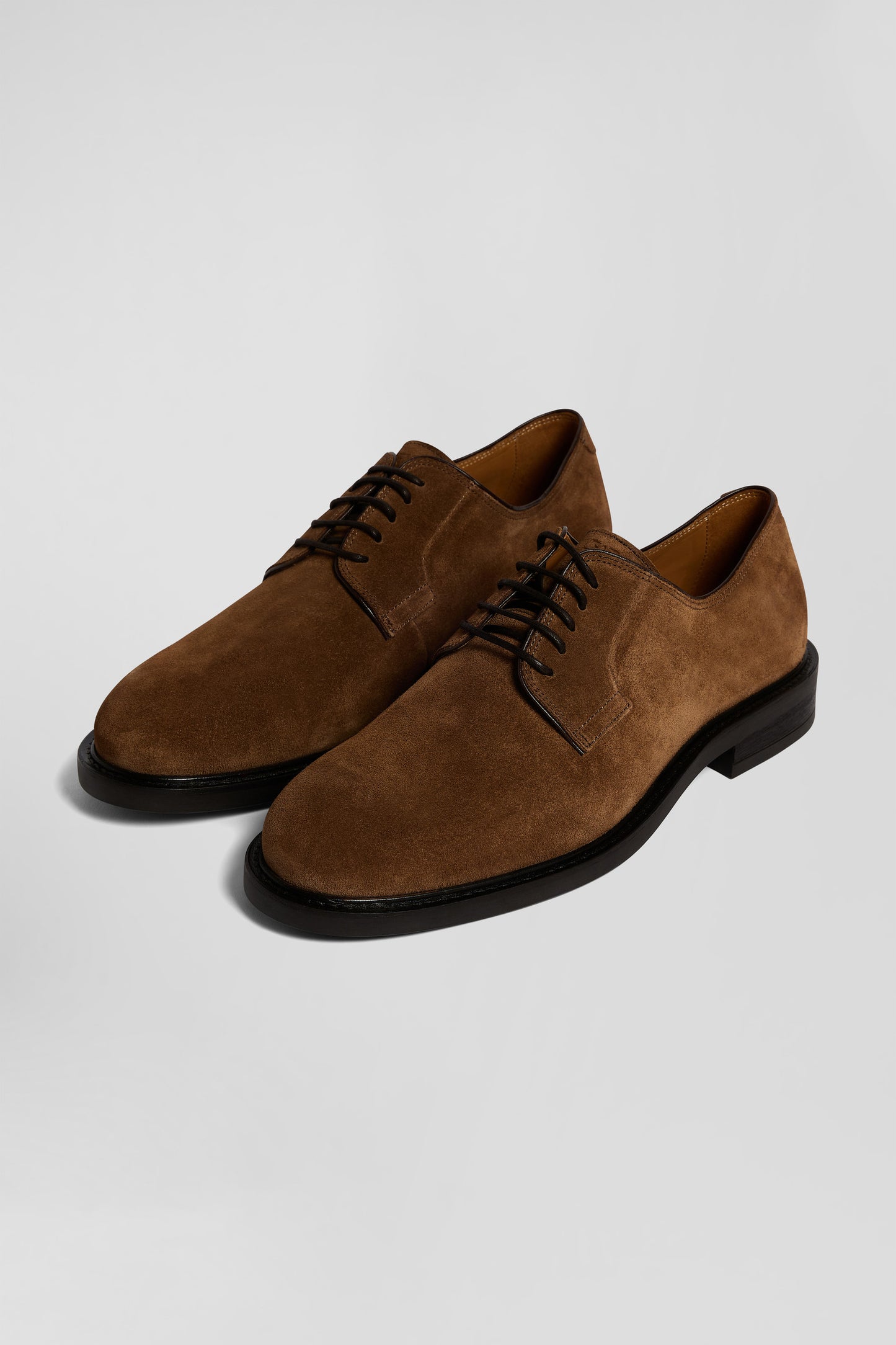 Brown suede leather lace-up Derbies