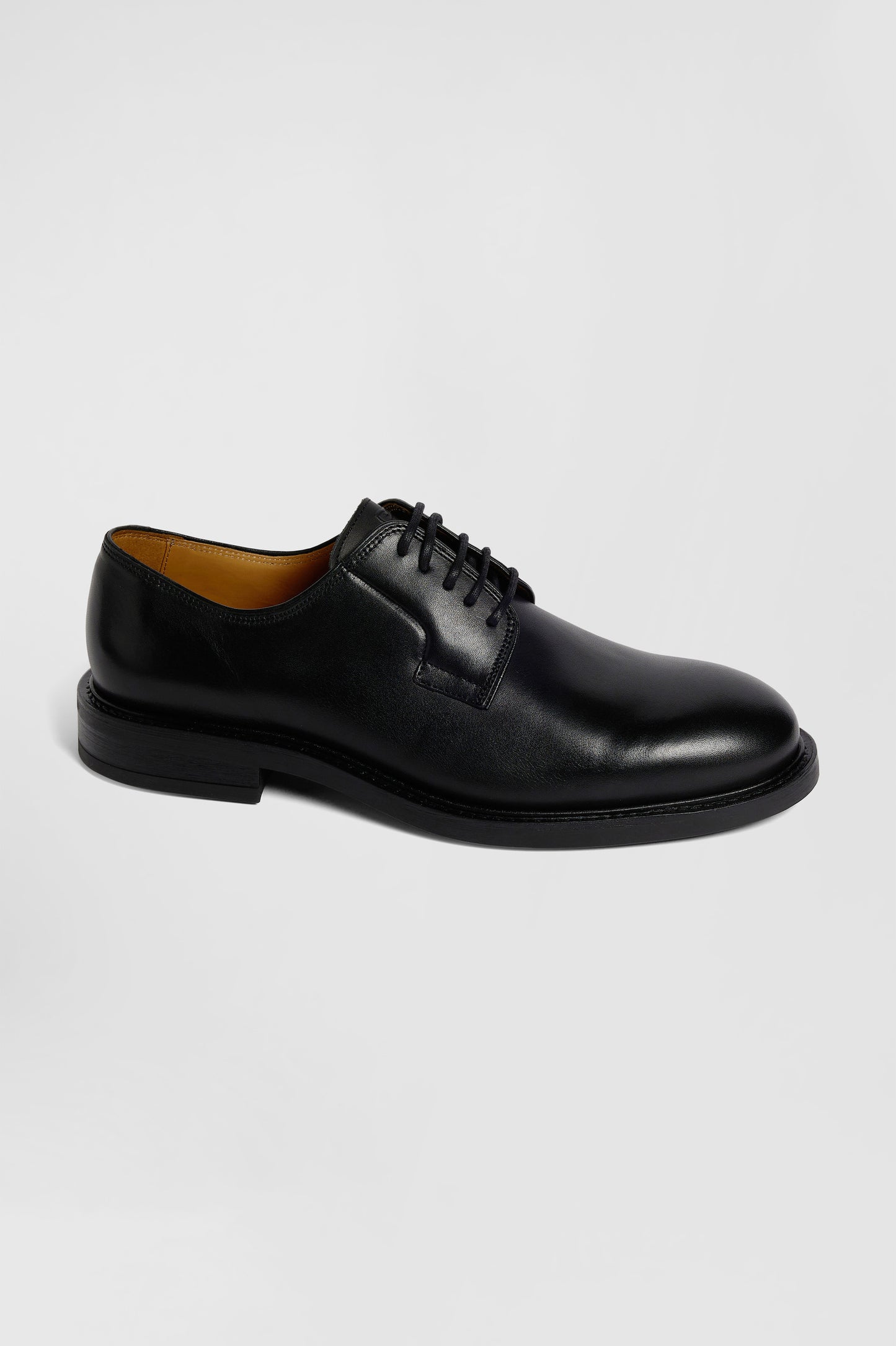 Black leather lace-up Derbies