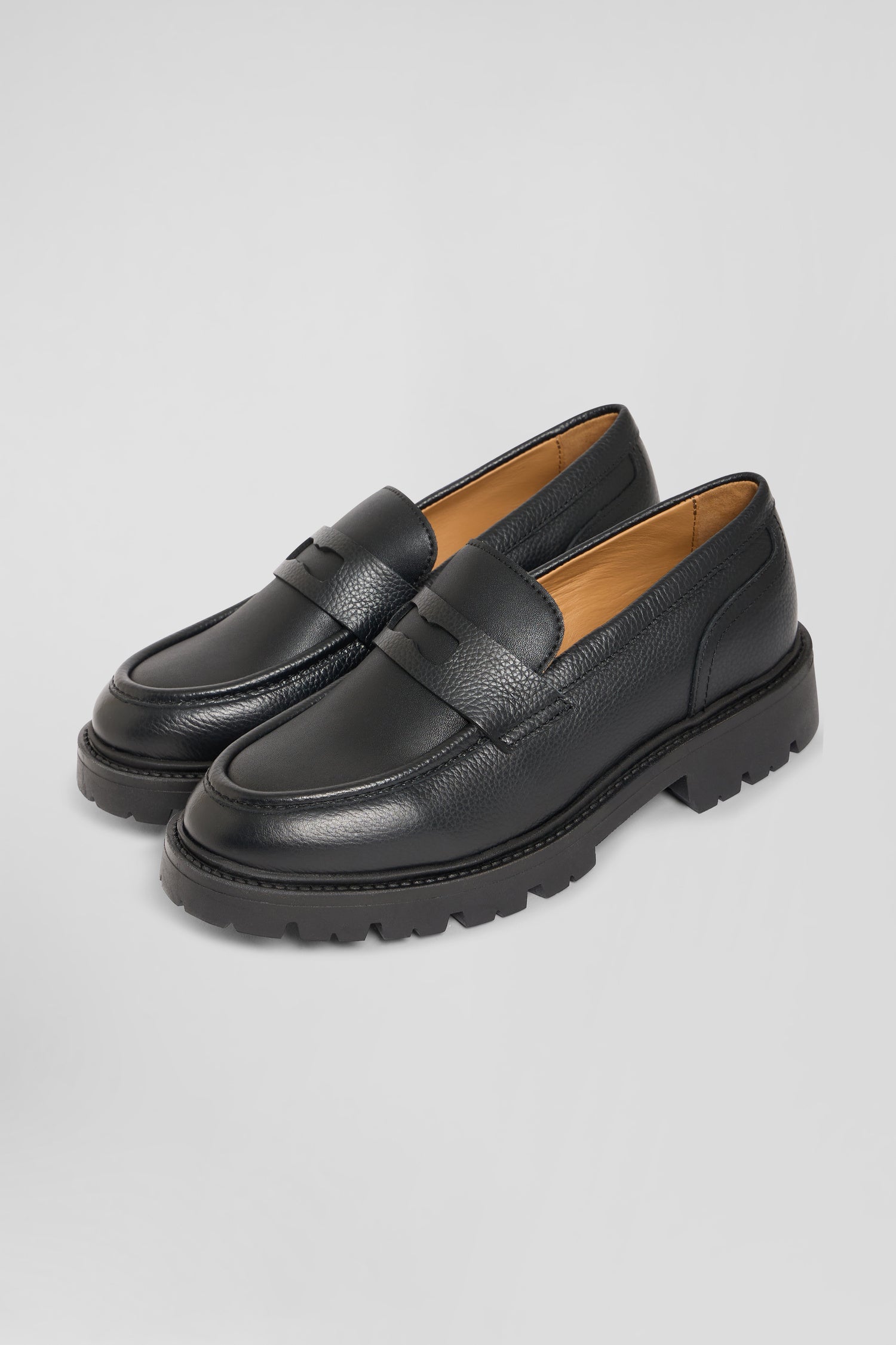 Mocassins en cuir noir