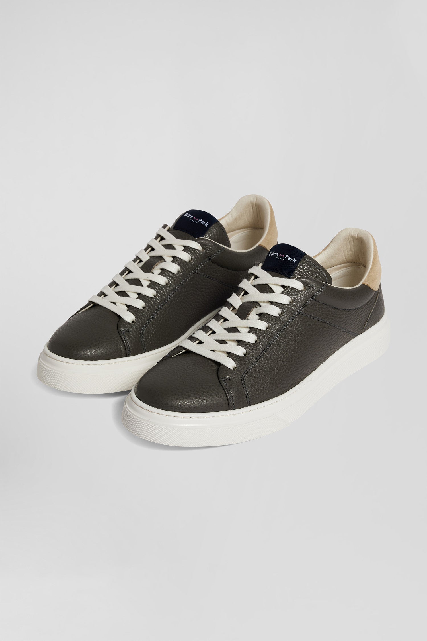 Anthracite grey low-top leather sneakers