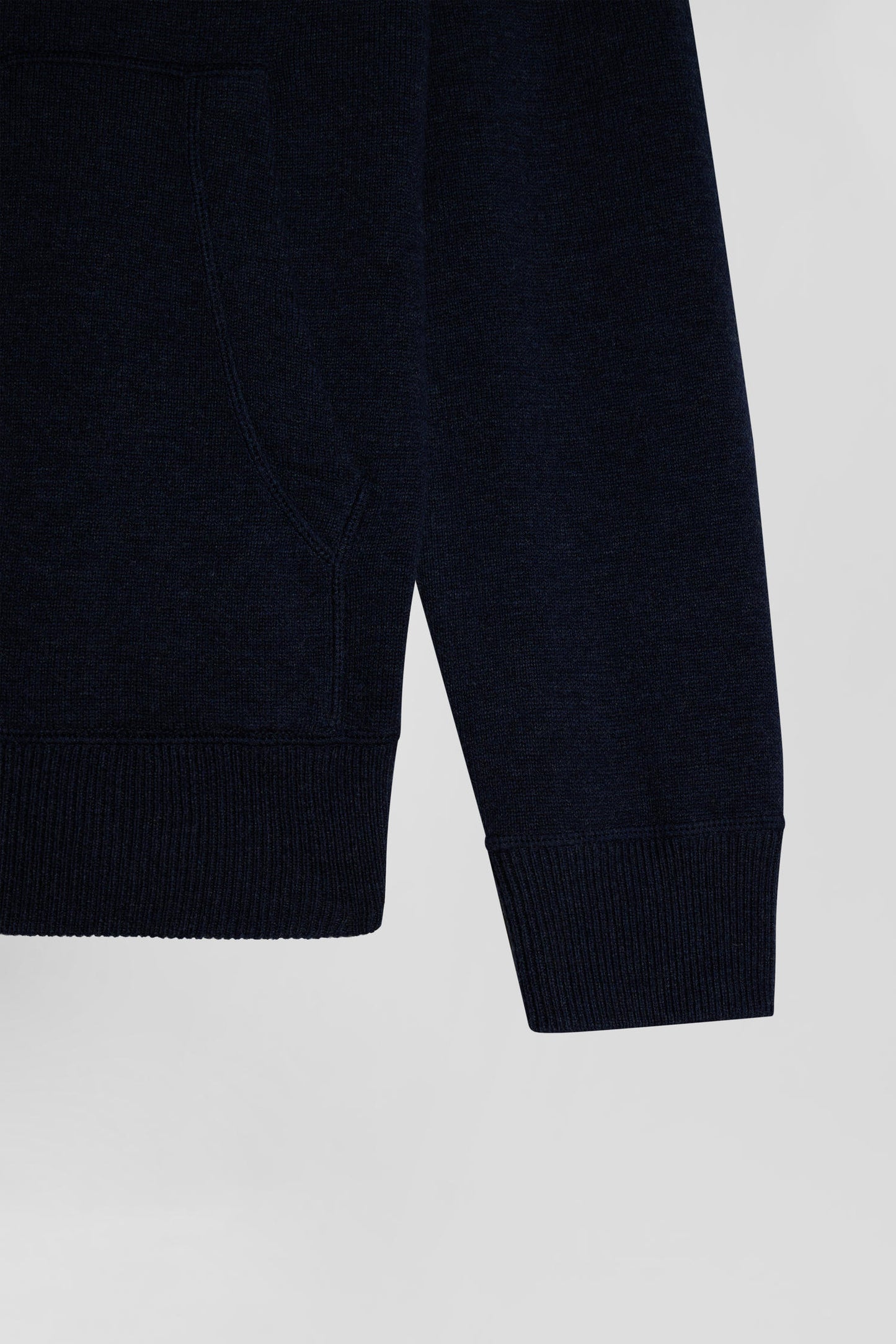 Regular navy blue wool and cotton knitted zip-up jumper