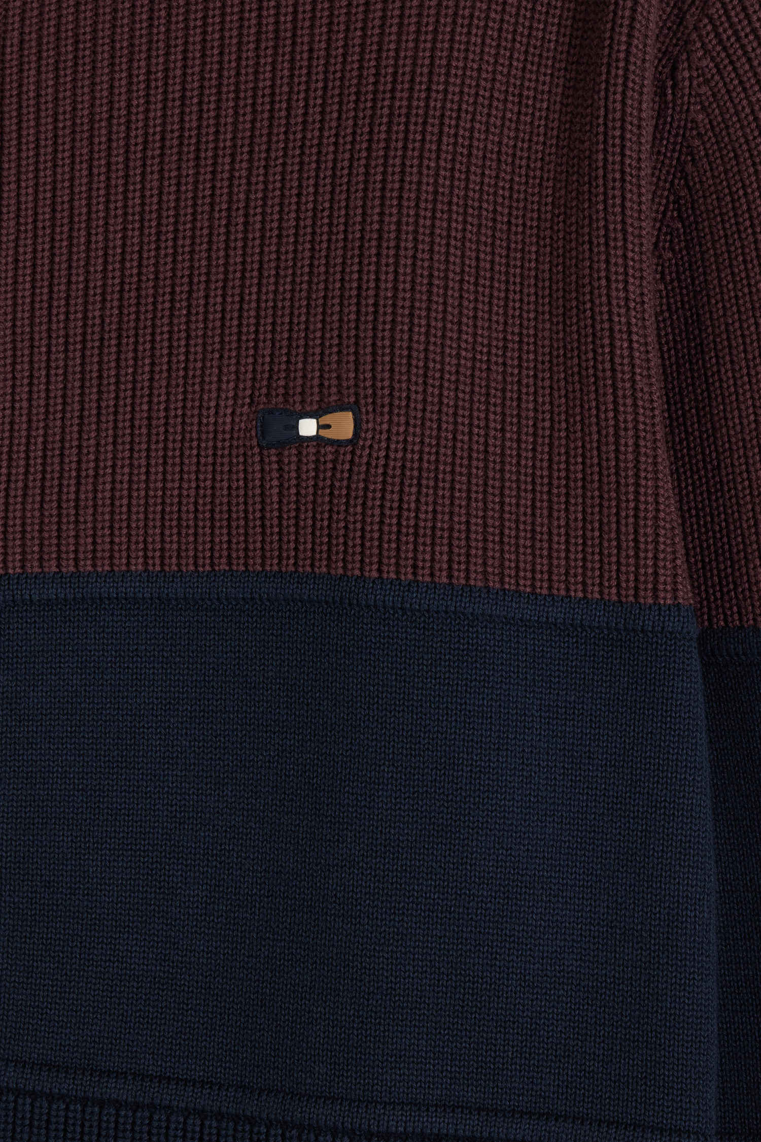 Regular navy blue and burgundy cotton high collar zipped cardigan