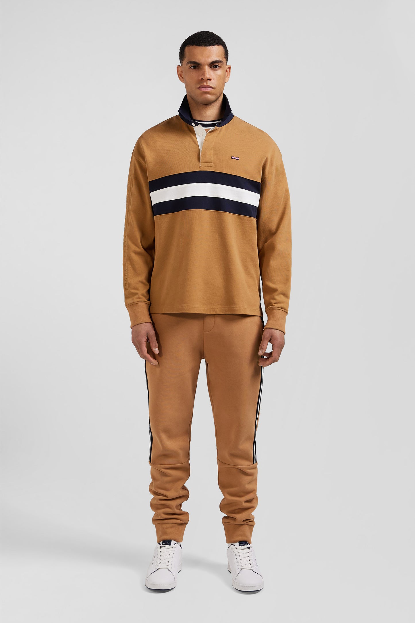 Relaxed camel embroidered long-sleeved cotton rugby shirt