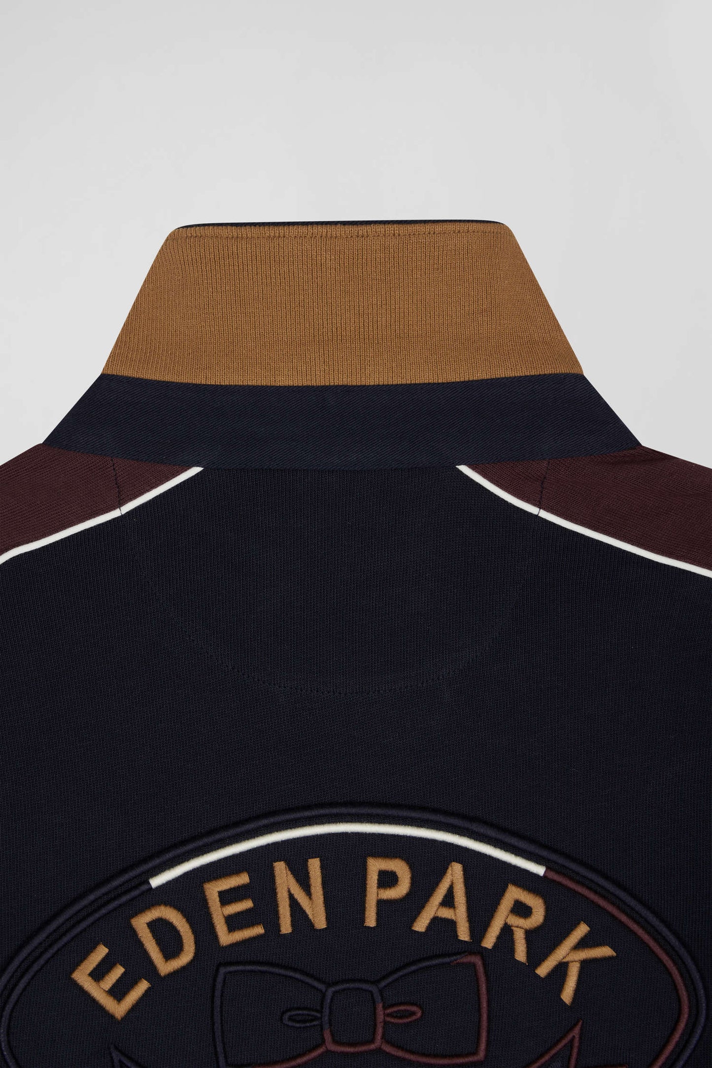 Regular camel long-sleeved cotton rugby shirt with back embroidery and piping