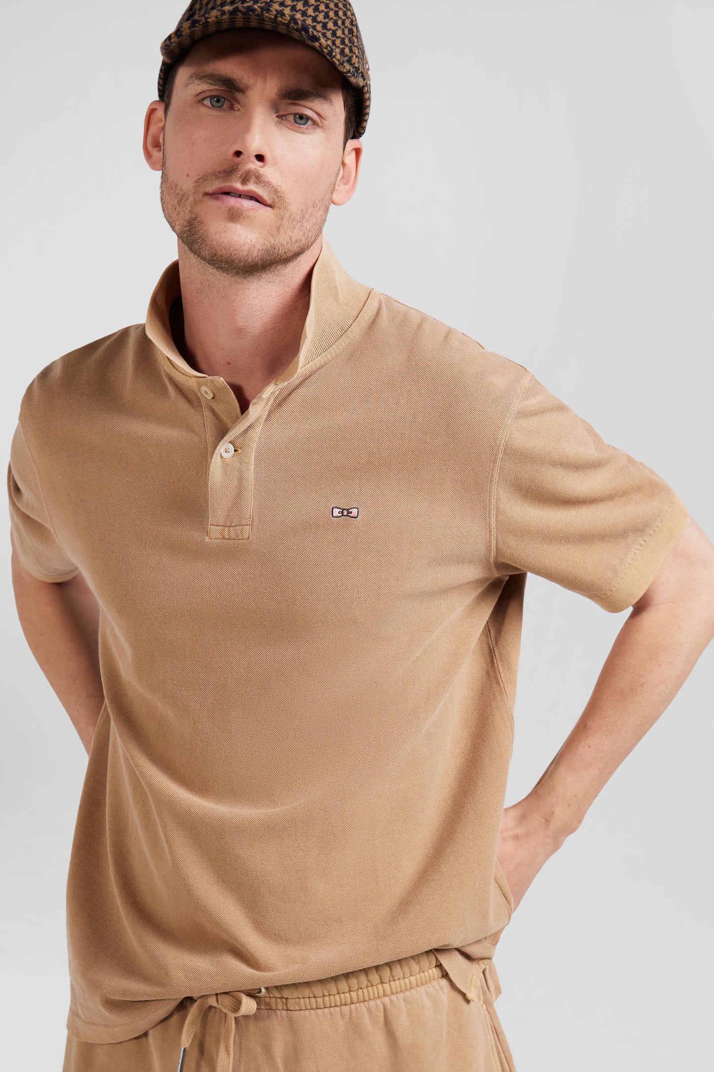 Oversized camel unisex short-sleeved cotton piqué polo shirt